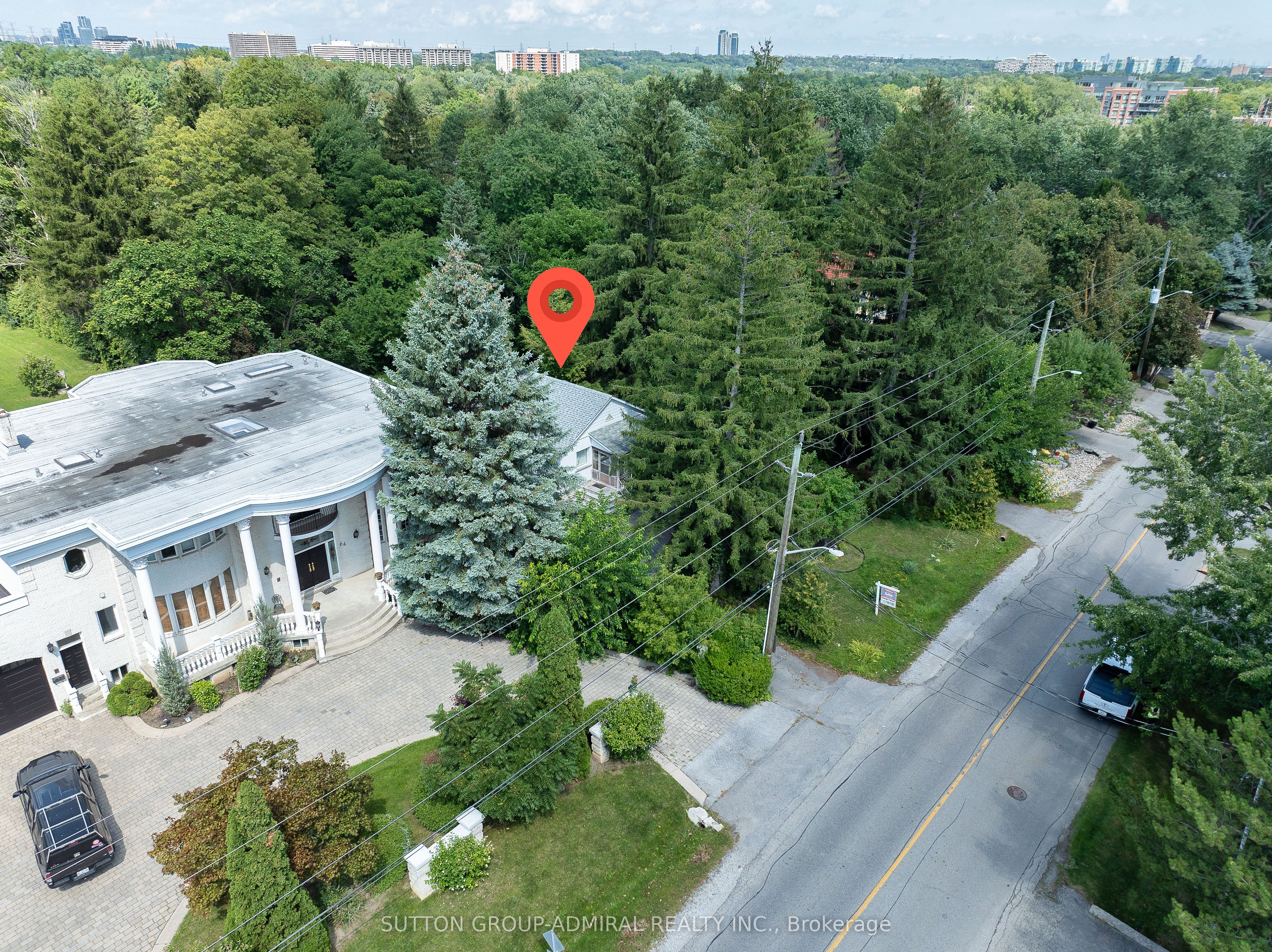 60 Arnold Avenue Property Photo 4