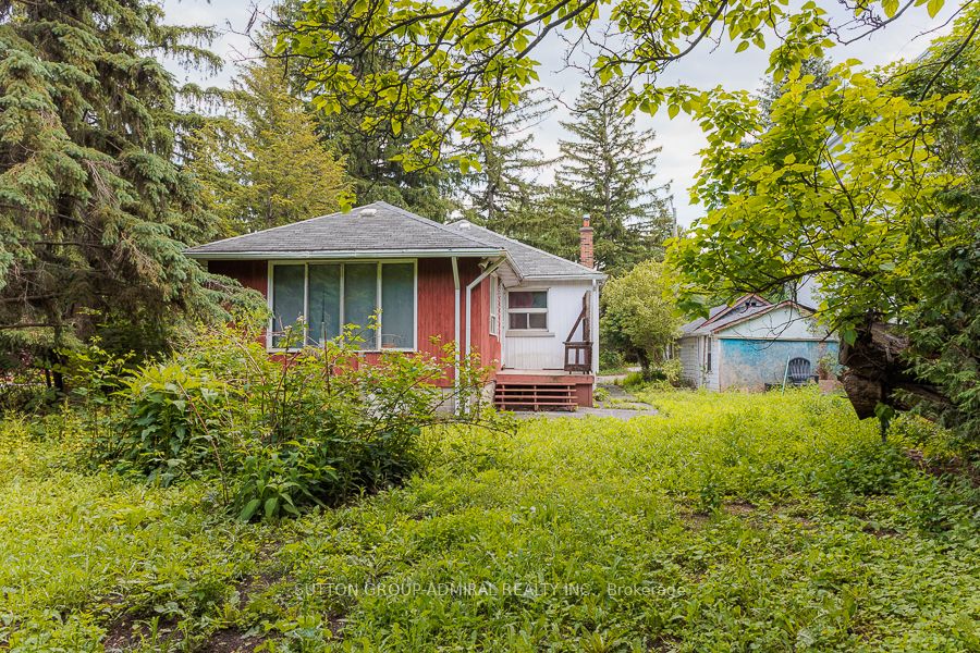 60 Arnold Avenue Property Photo 7