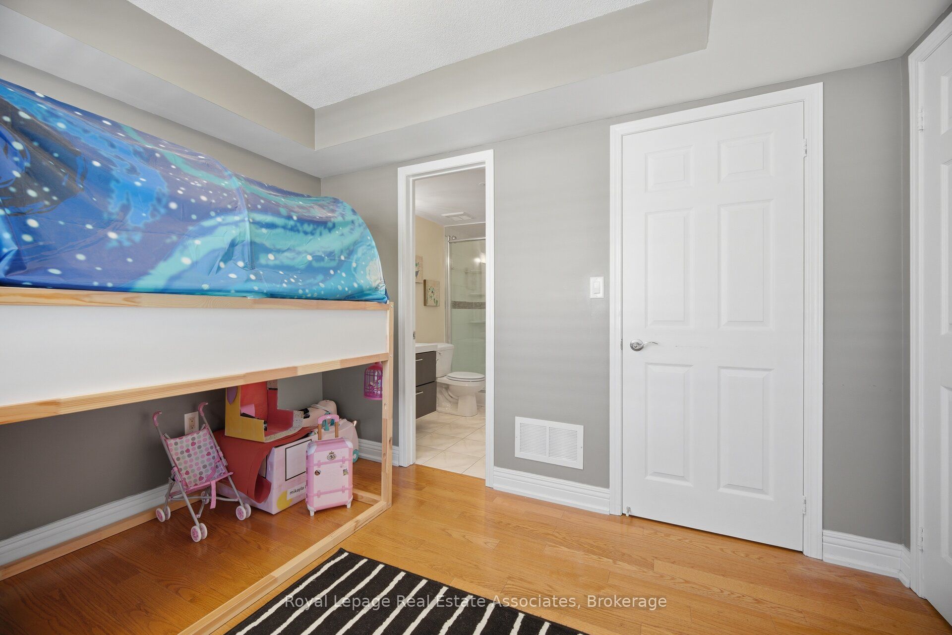 192 Louisbourg Way Property Photo 27