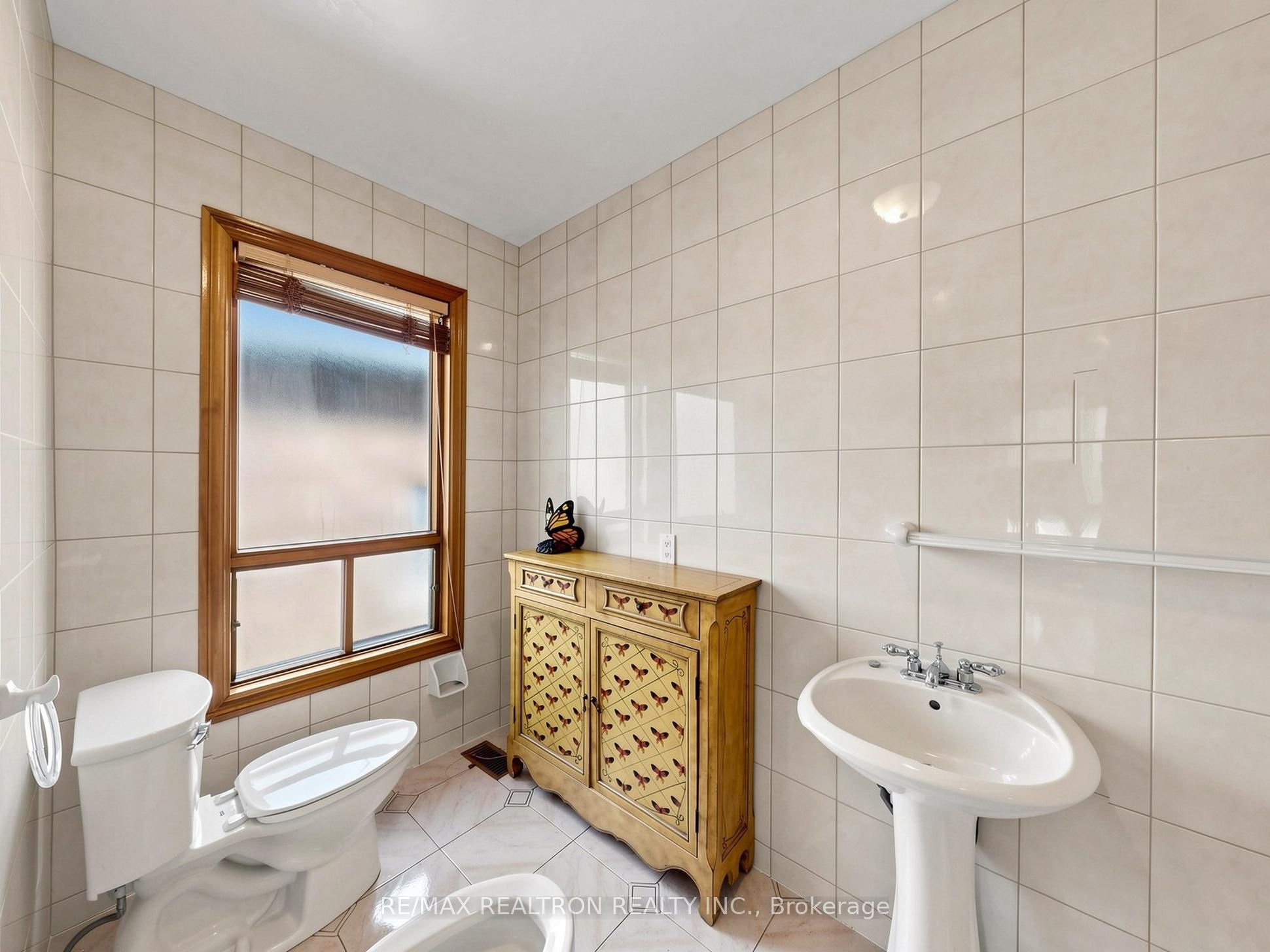 179 Douglas Road Property Photo 2