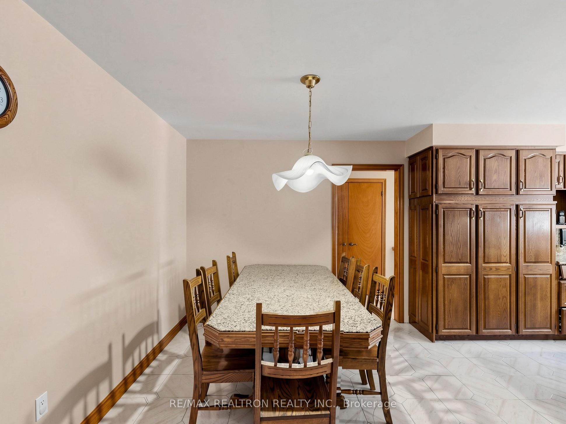 179 Douglas Road Property Photo 8