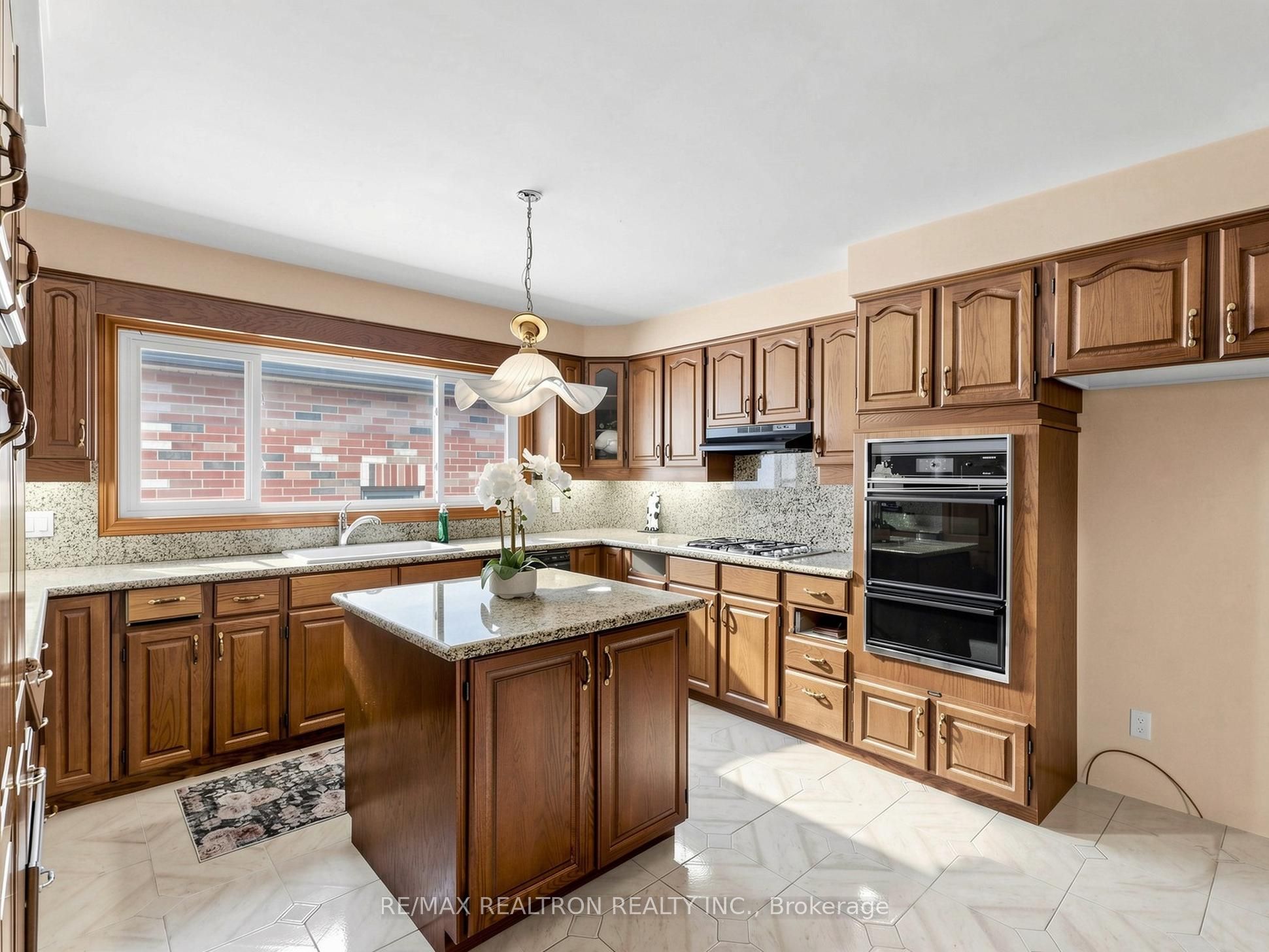 179 Douglas Road Property Photo 12
