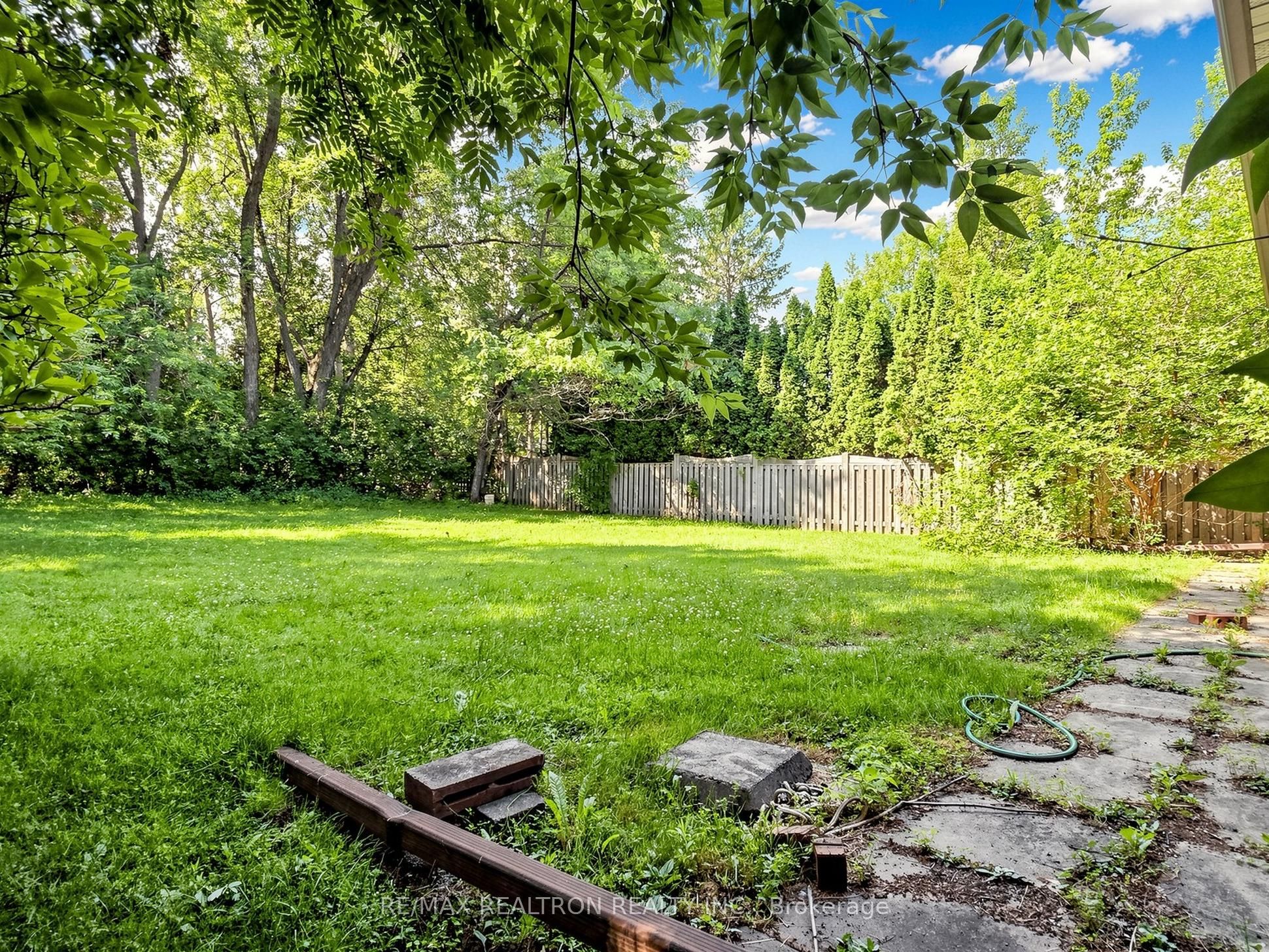 179 Douglas Road Property Photo 31
