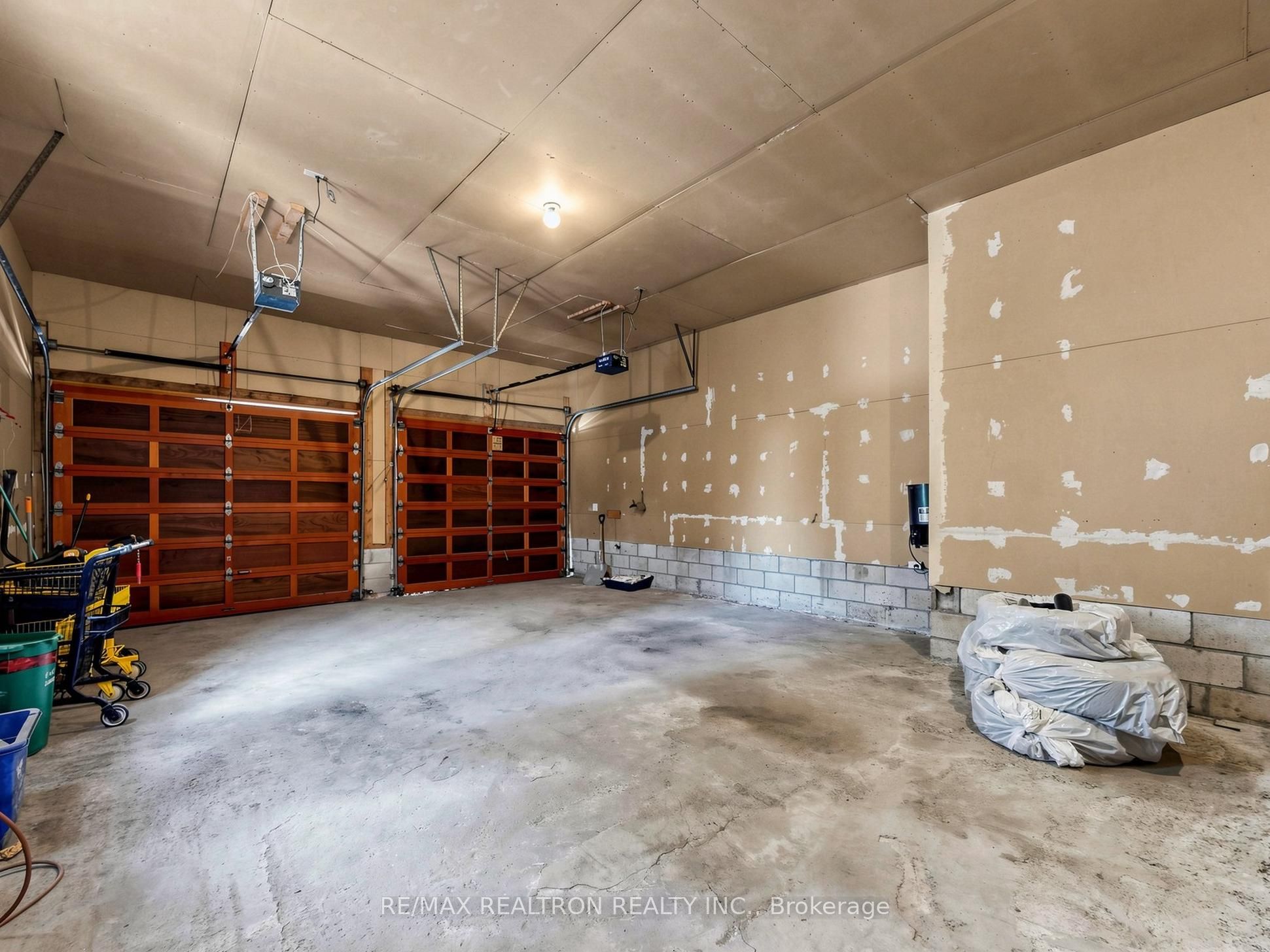 179 Douglas Road Property Photo 32