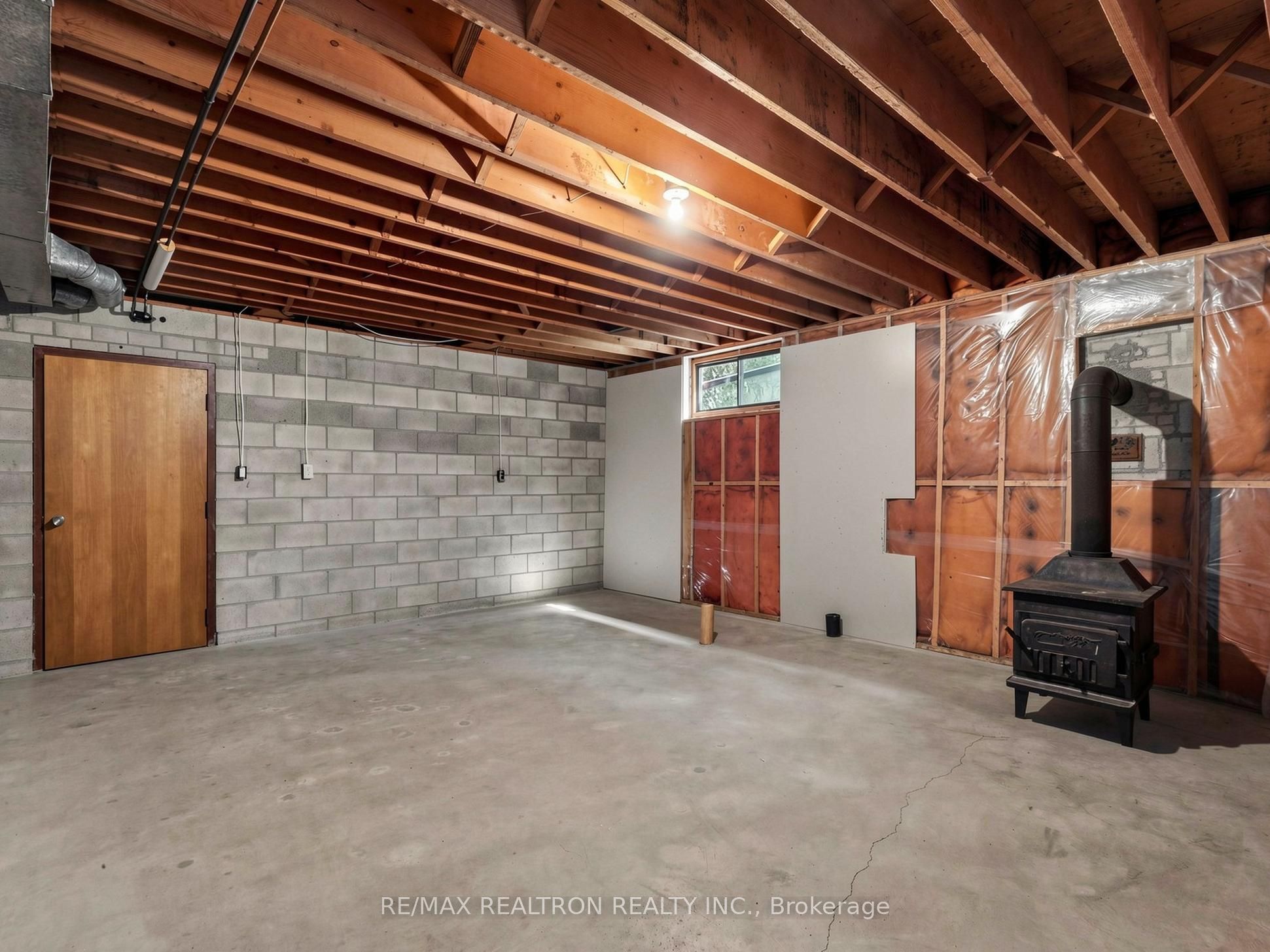179 Douglas Road Property Photo 34