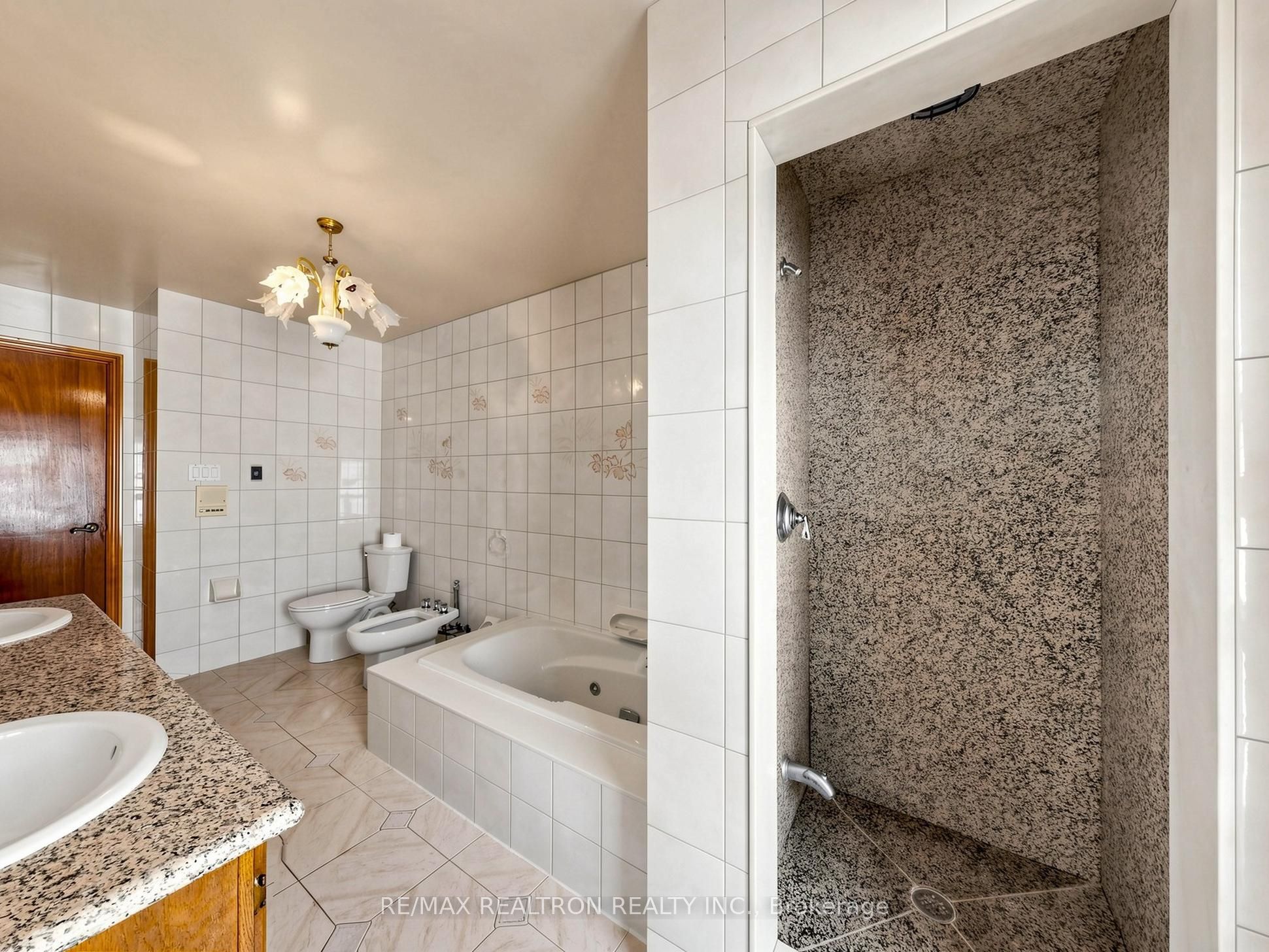 179 Douglas Road Property Photo 41