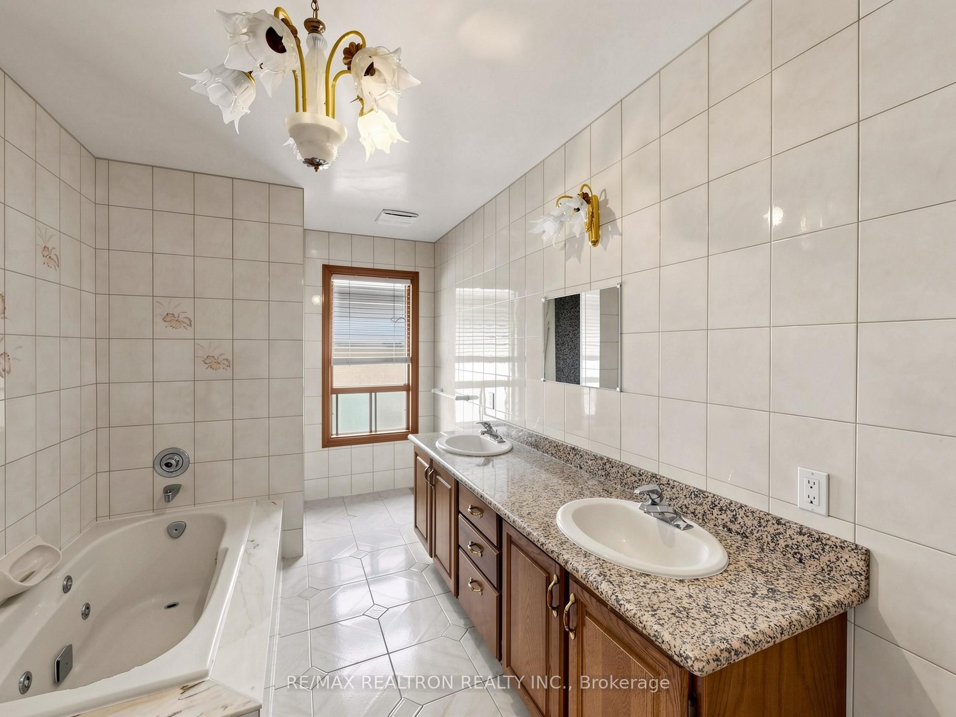 179 Douglas Road Property Photo 43