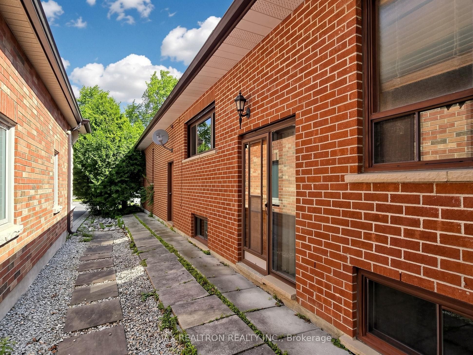 179 Douglas Road Property Photo 49