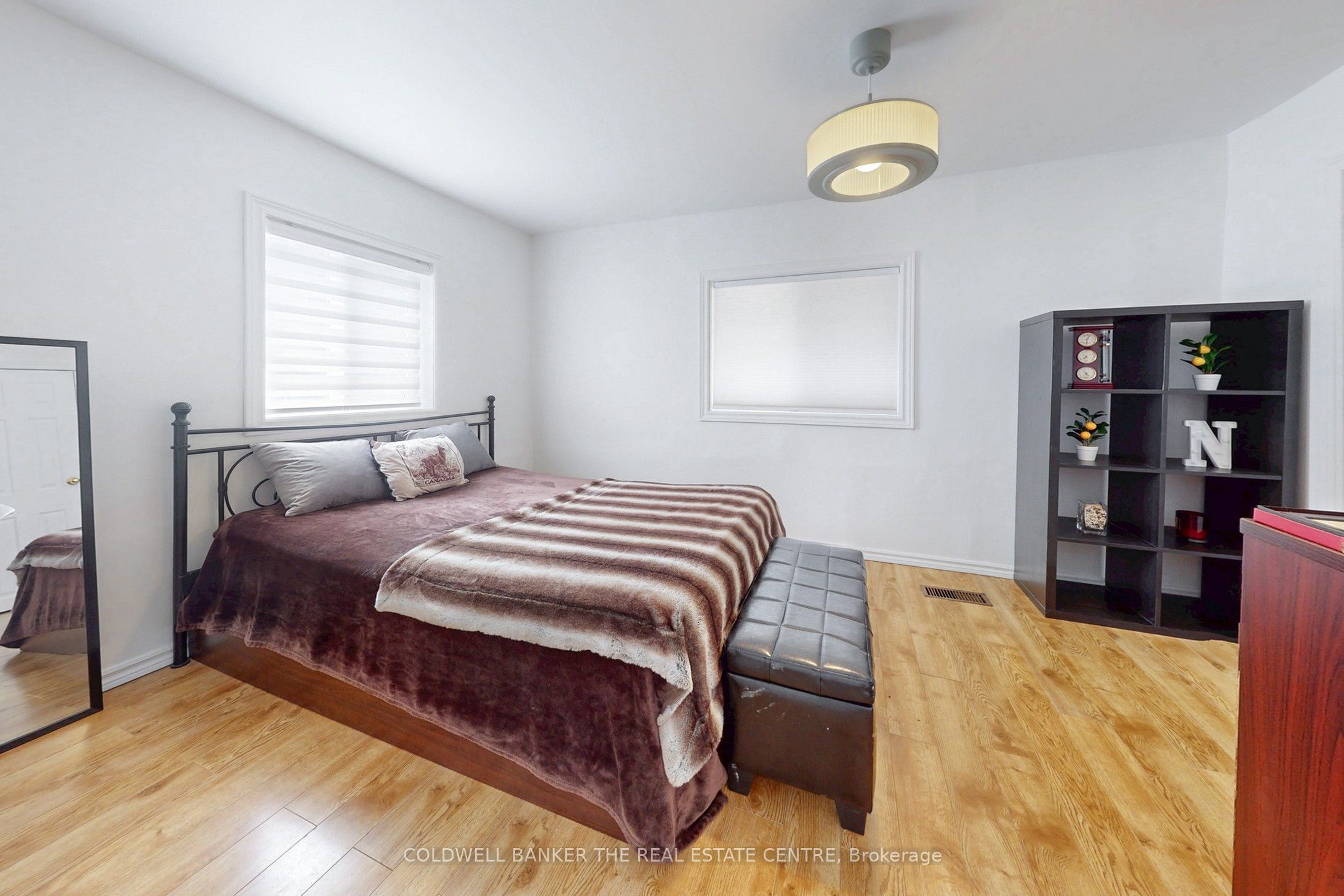 8352 Main Lisle Street Property Photo 22