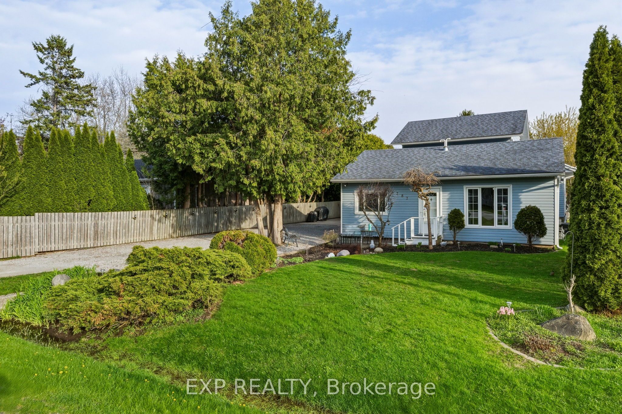 287 Elmview Gardens Property Photo 3