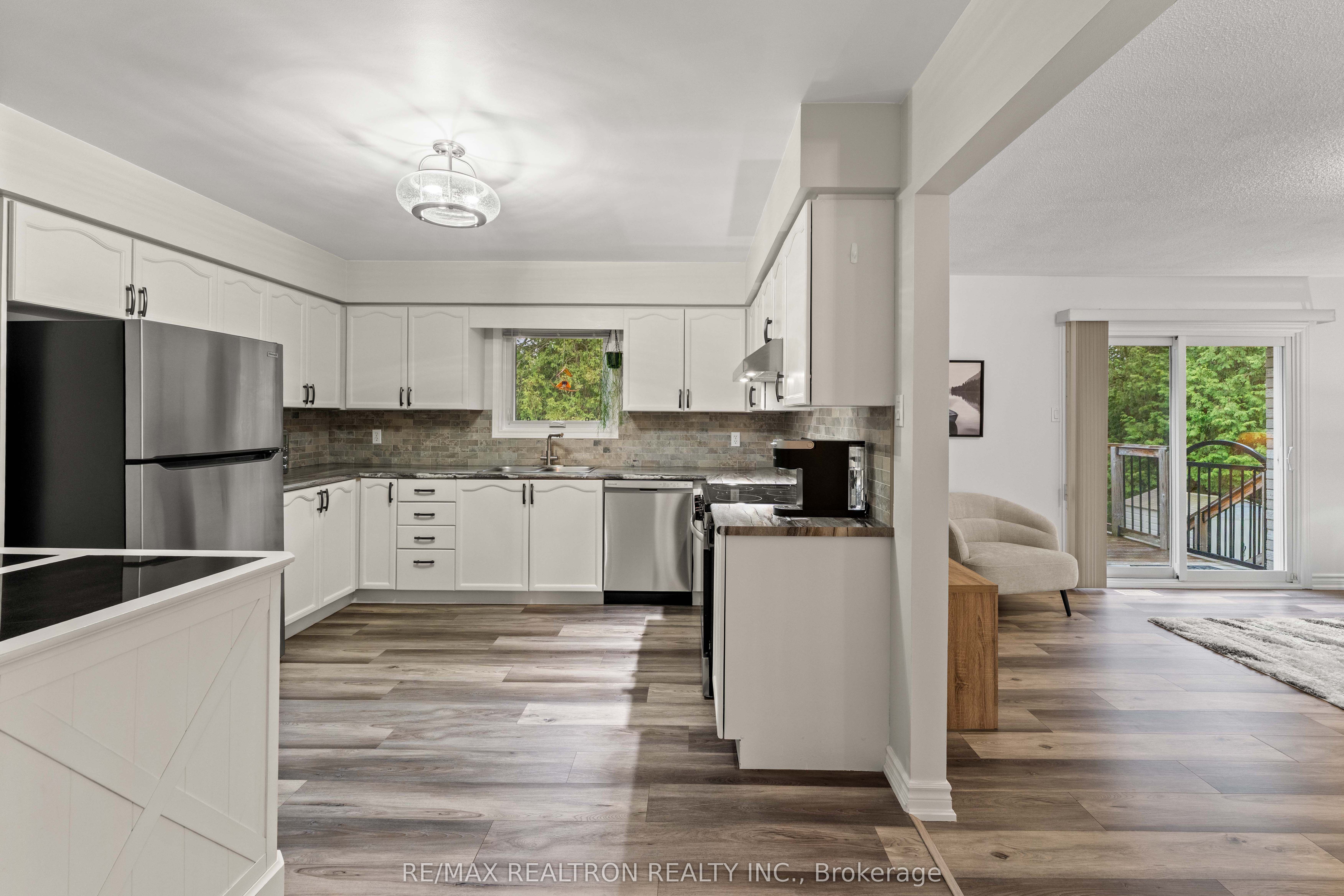 8977 Boyne River Road Property Photo 12