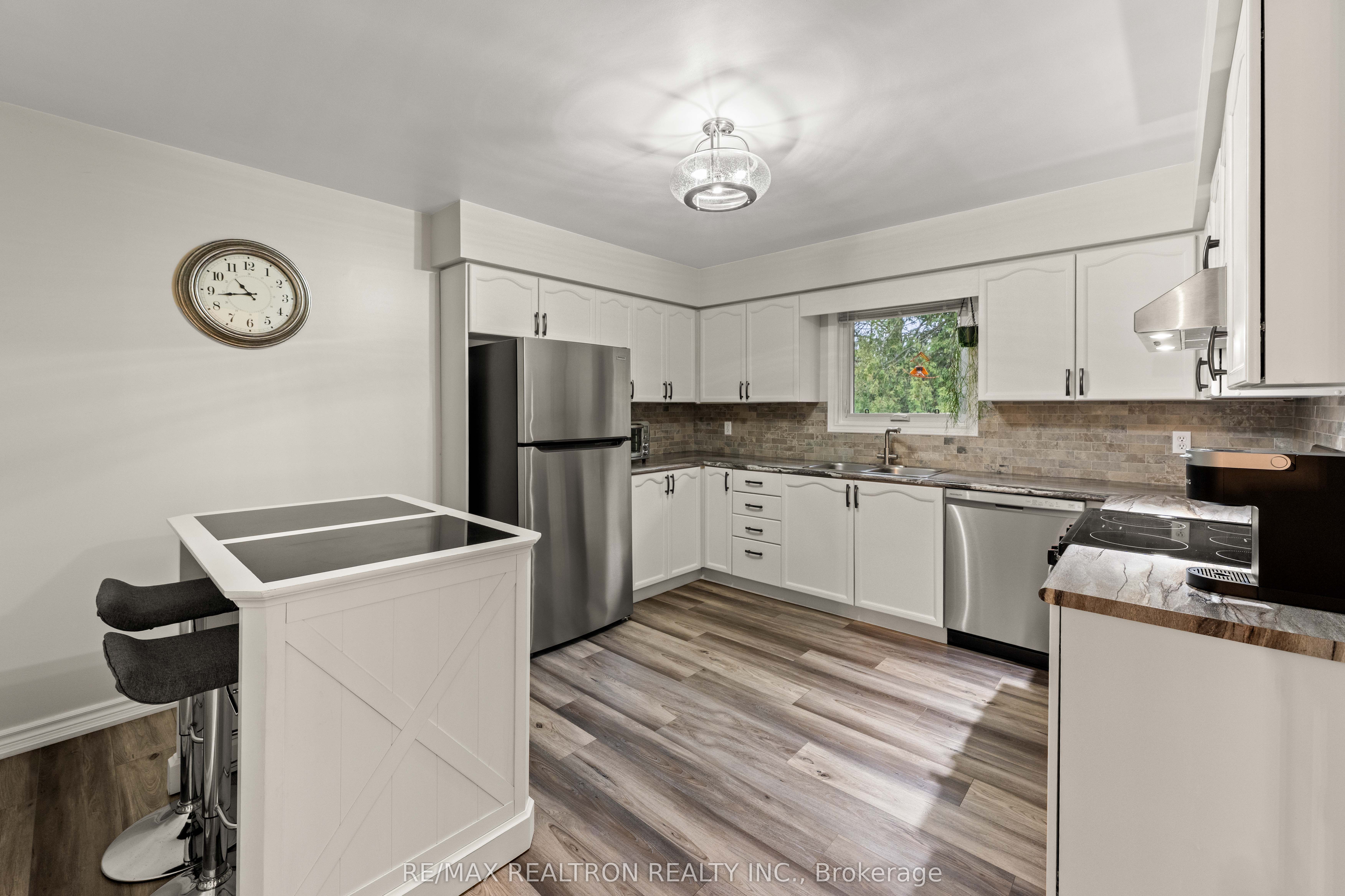 8977 Boyne River Road Property Photo 13