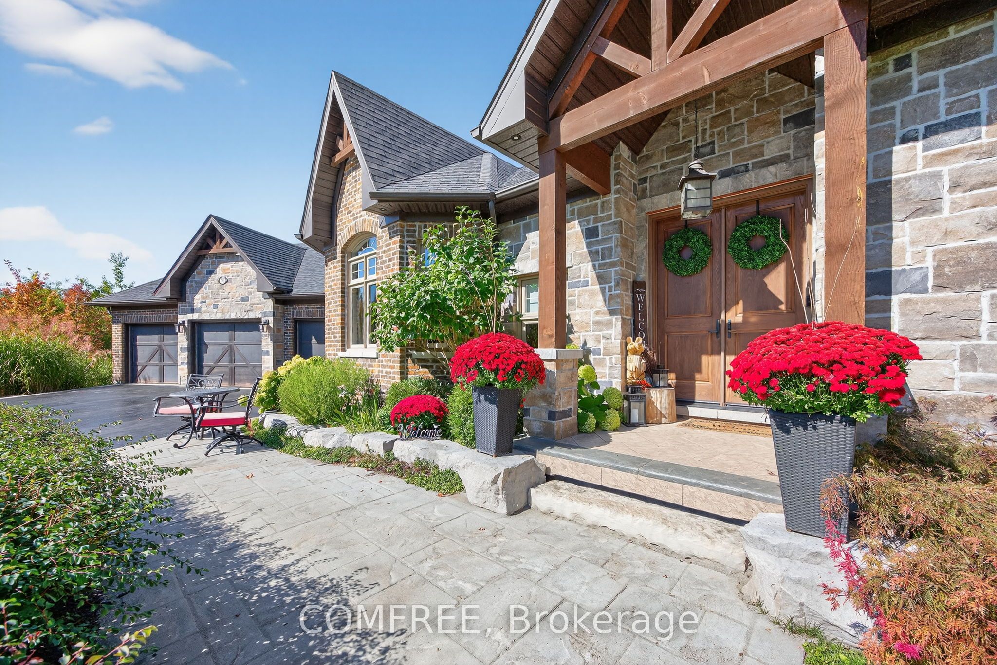 1707 Wilkinson Street Property Photo 2