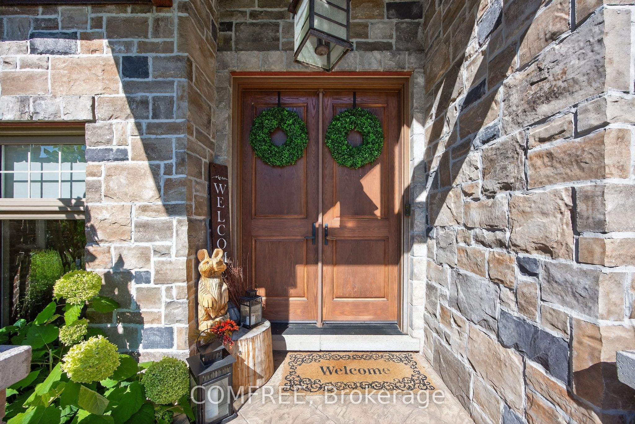 1707 Wilkinson Street Property Photo 3