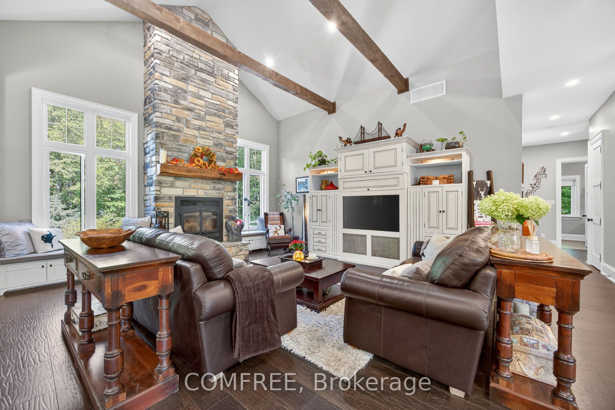 1707 Wilkinson Street Property Photo 4