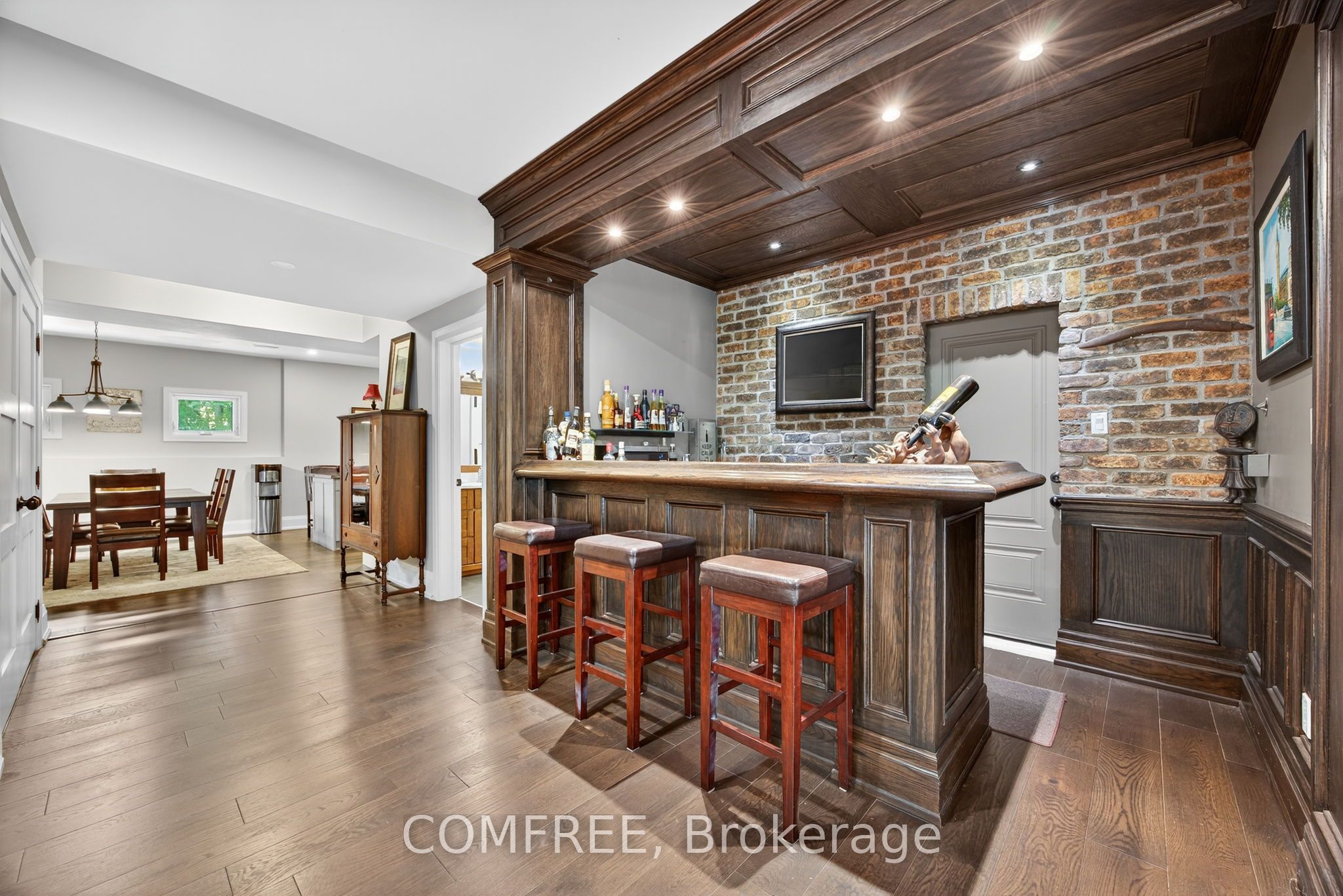 1707 Wilkinson Street Property Photo 28
