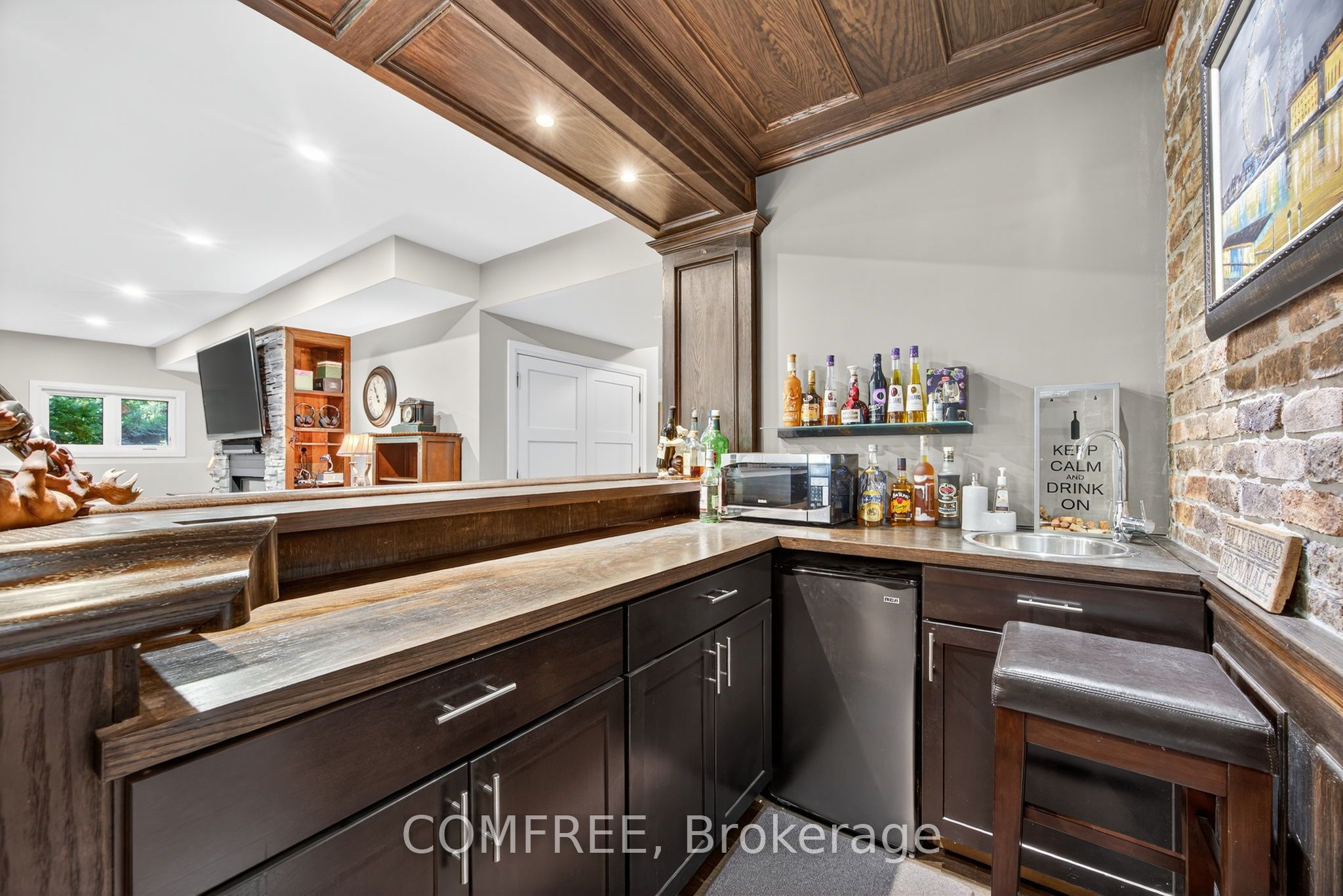 1707 Wilkinson Street Property Photo 30