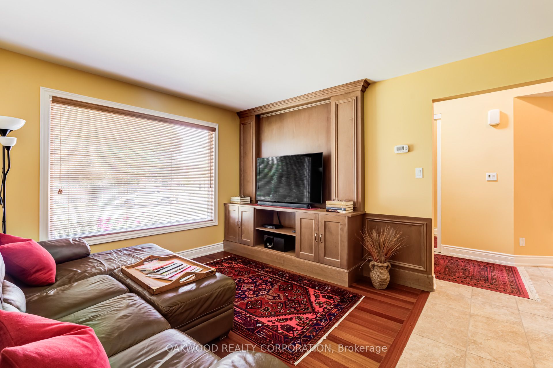 486 Greenock Drive Property Photo 5