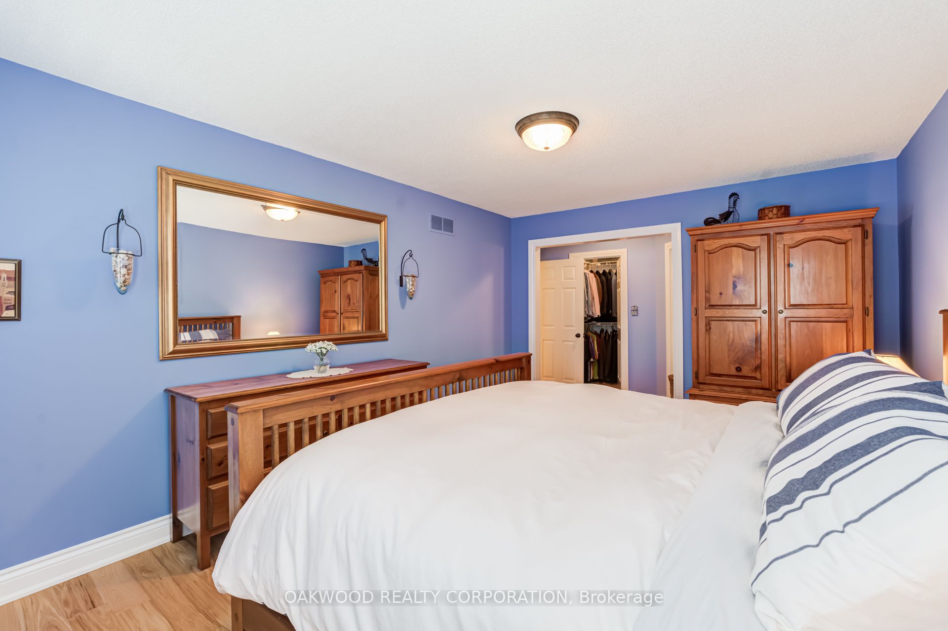 486 Greenock Drive Property Photo 18