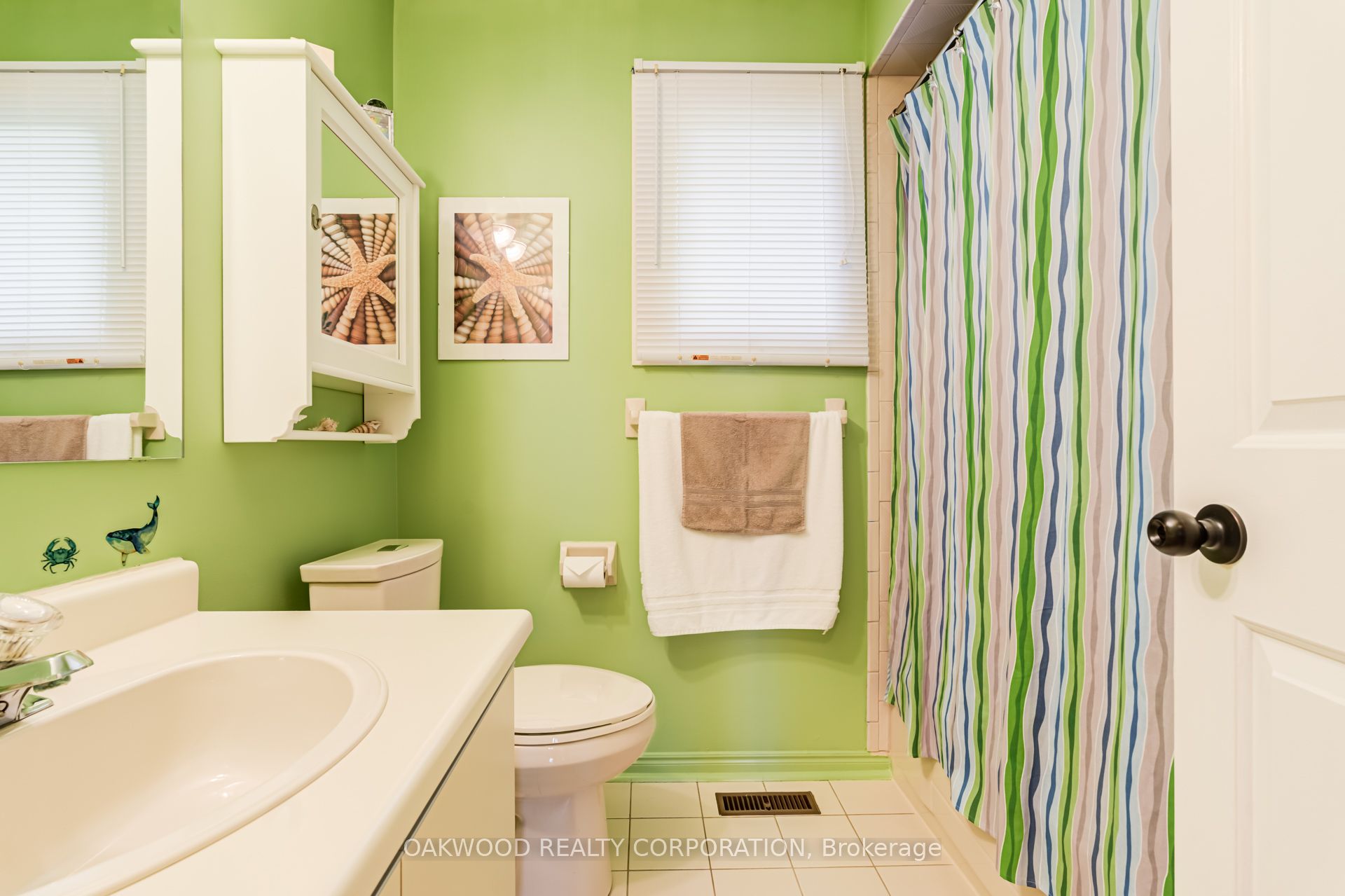 486 Greenock Drive Property Photo 22