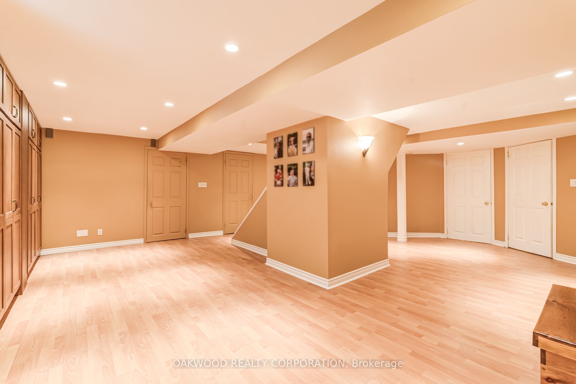 486 Greenock Drive Property Photo 28