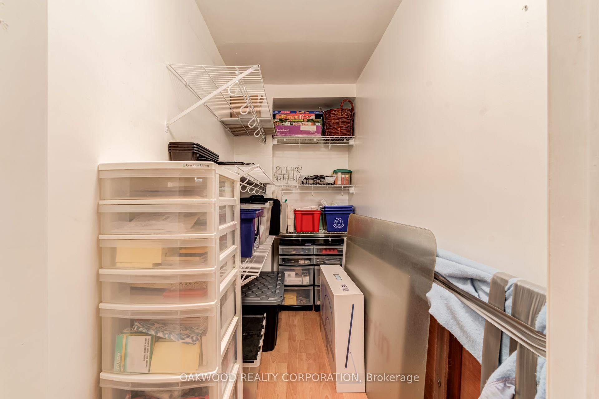 486 Greenock Drive Property Photo 32