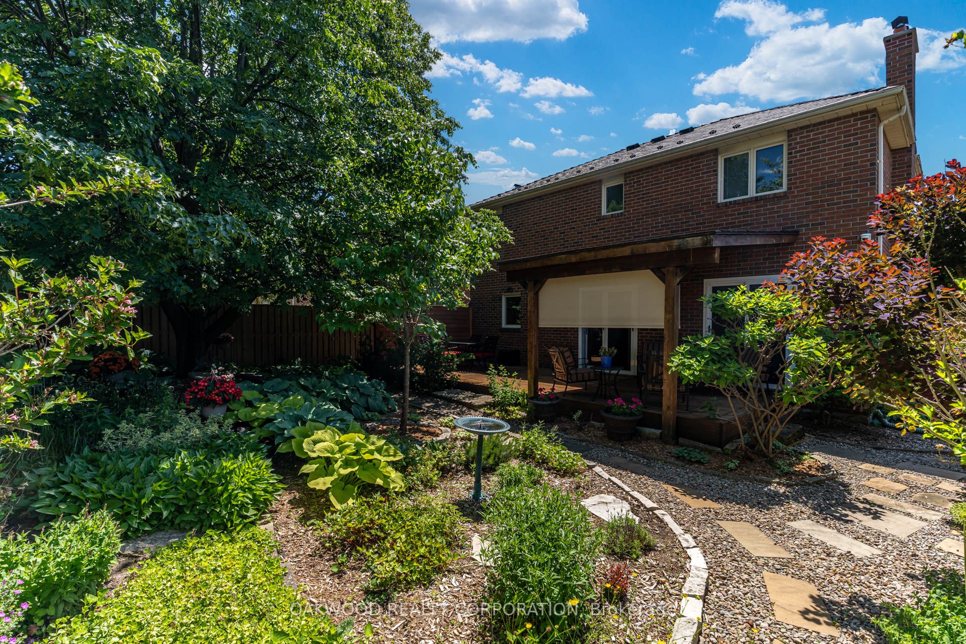 486 Greenock Drive Property Photo 38
