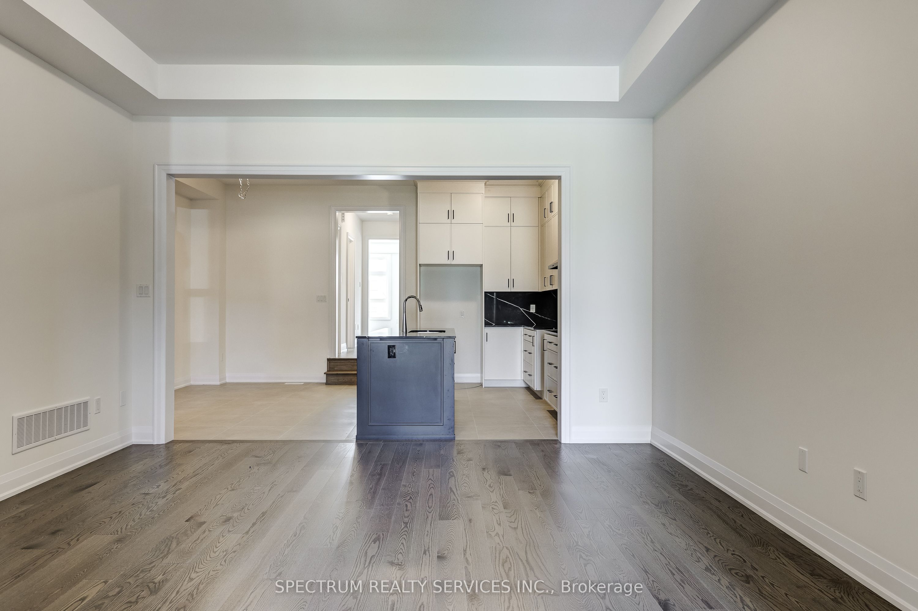 72 Adario Crescent Property Photo 6