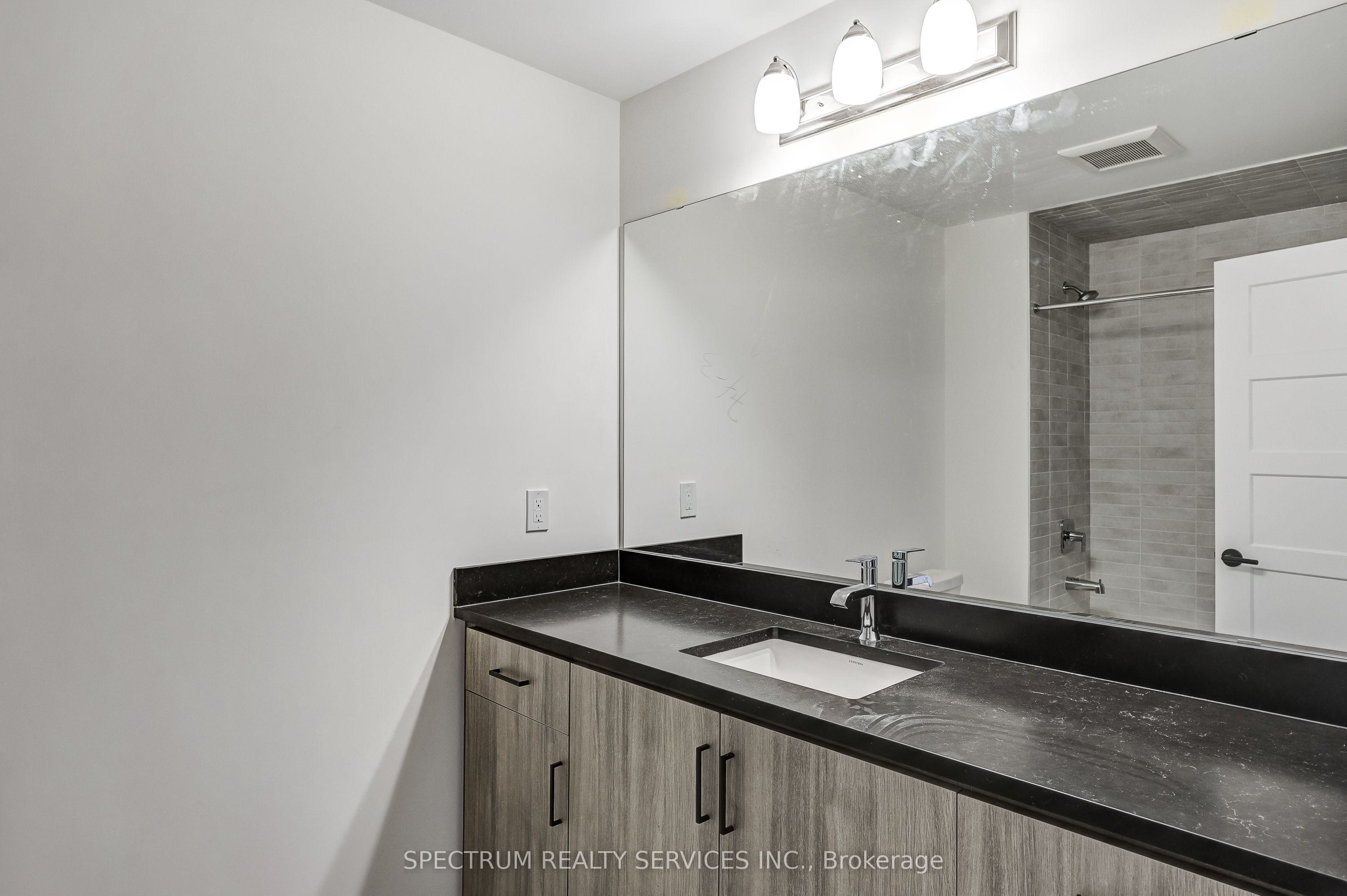 72 Adario Crescent Property Photo 25