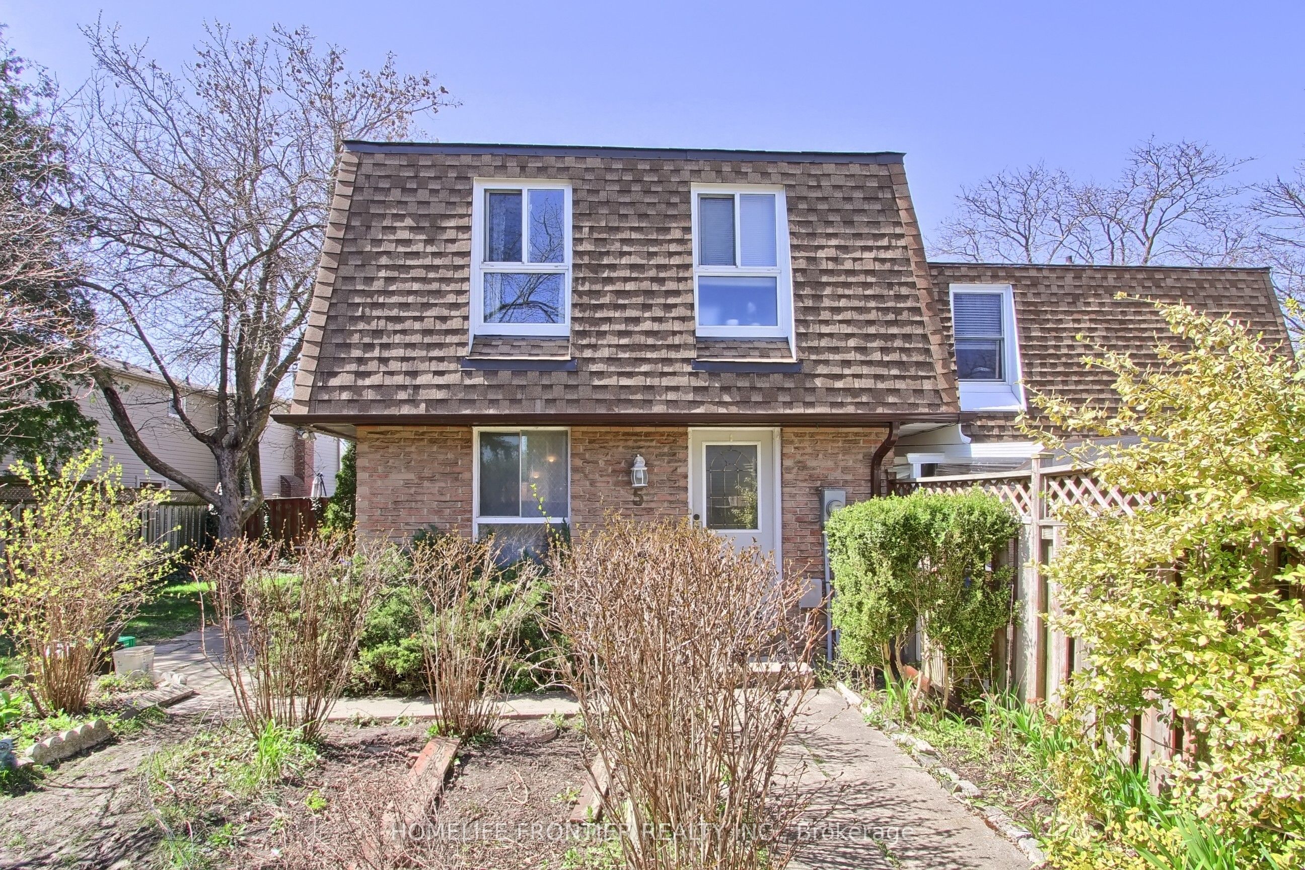 5 Penwick Crescent