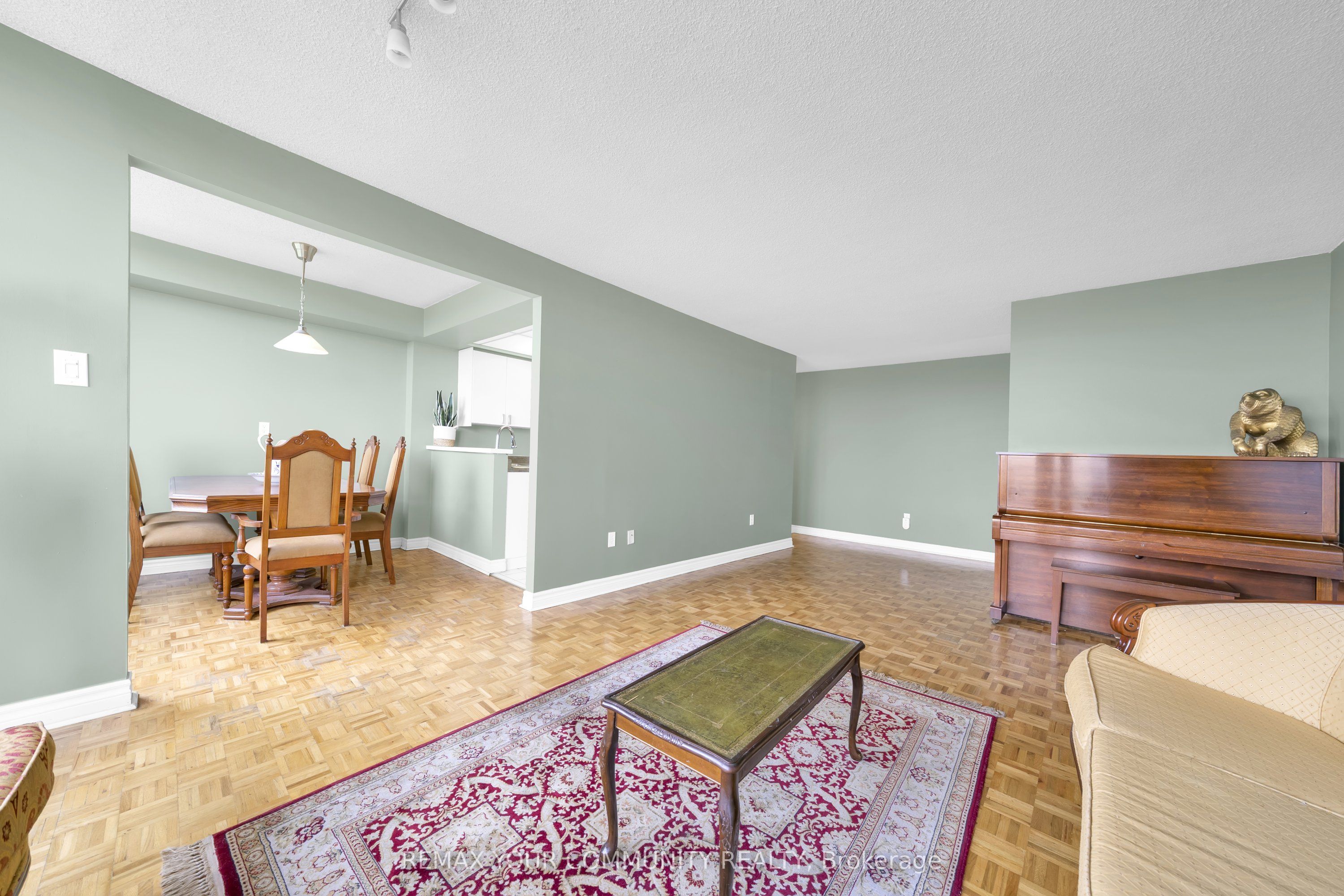 175 Cedar Avenue 913 Property Photo 5