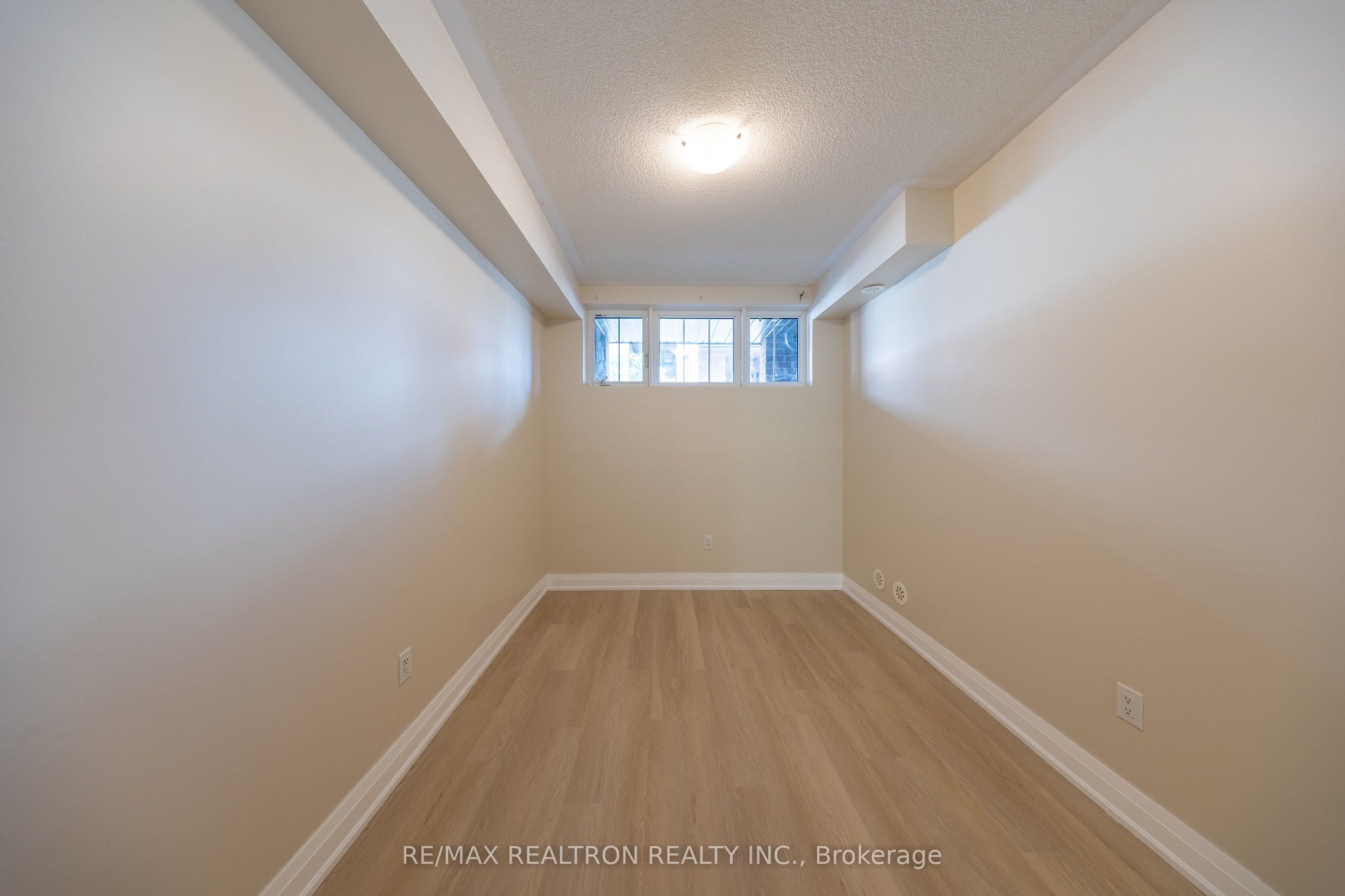 6 Whitaker Way 157 Property Photo 15