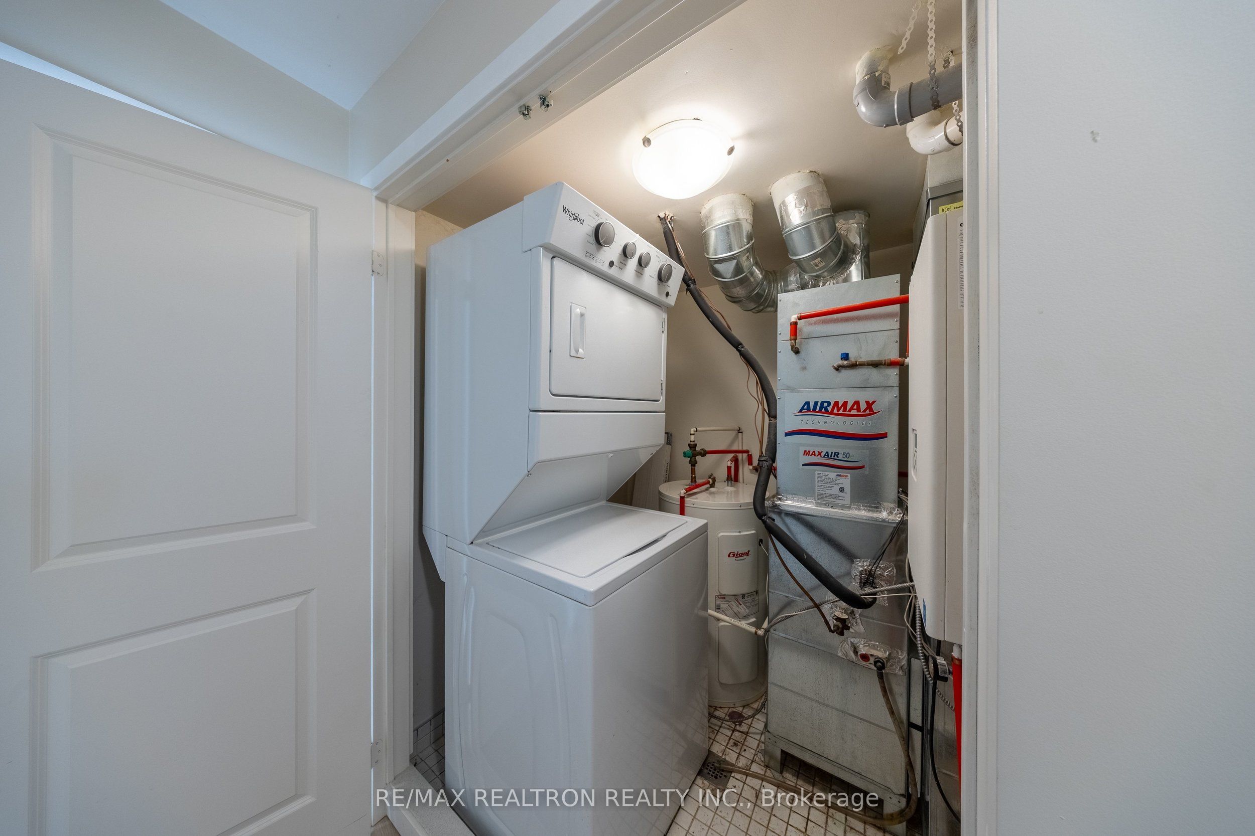 6 Whitaker Way 157 Property Photo 18