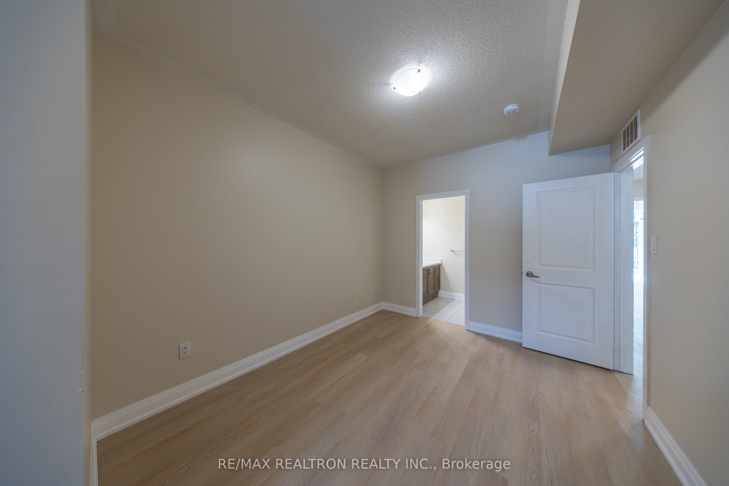 6 Whitaker Way 157 Property Photo 33