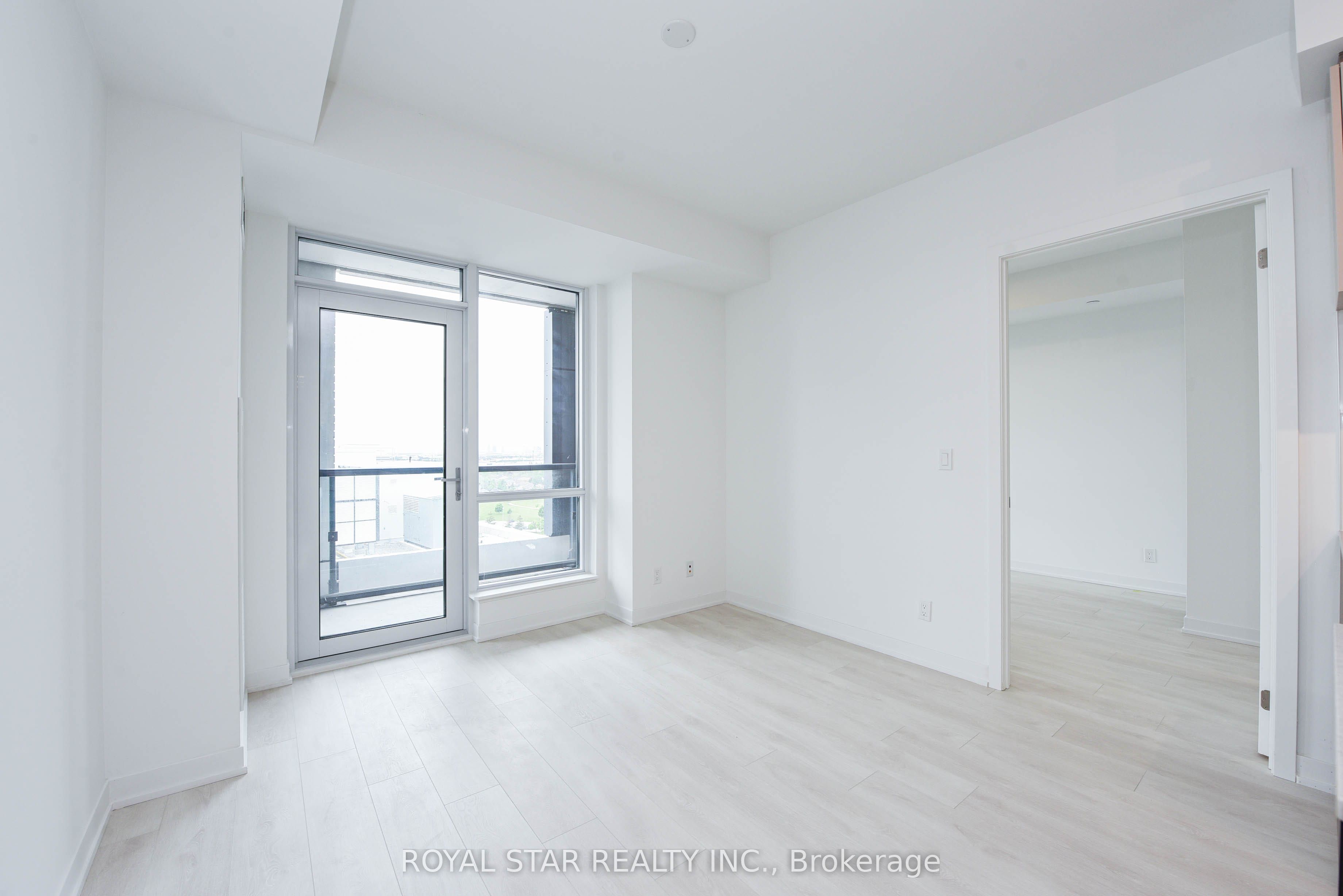 7950 Bathurst Street 1502 Property Photo 11
