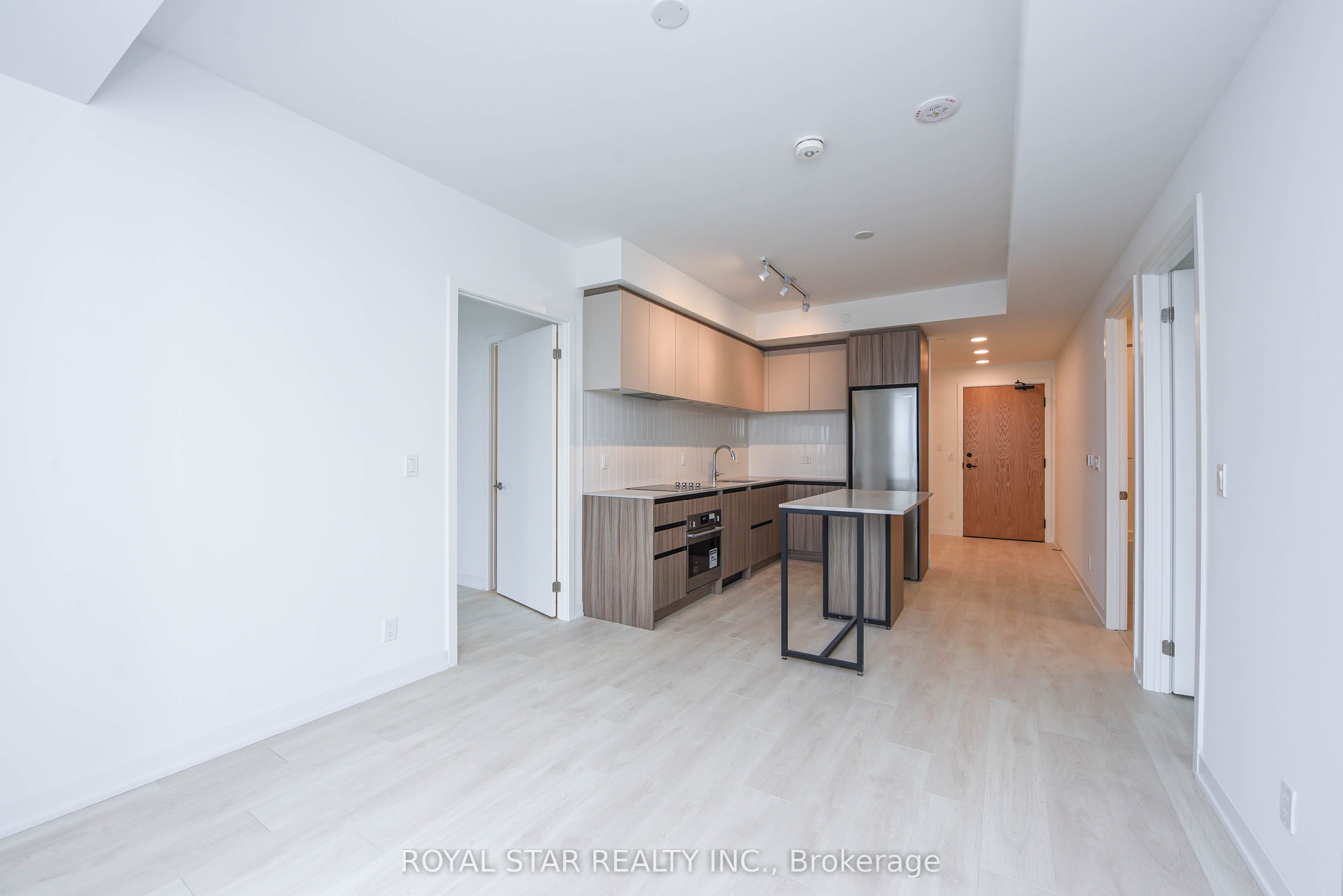 7950 Bathurst Street 1502 Property Photo 14