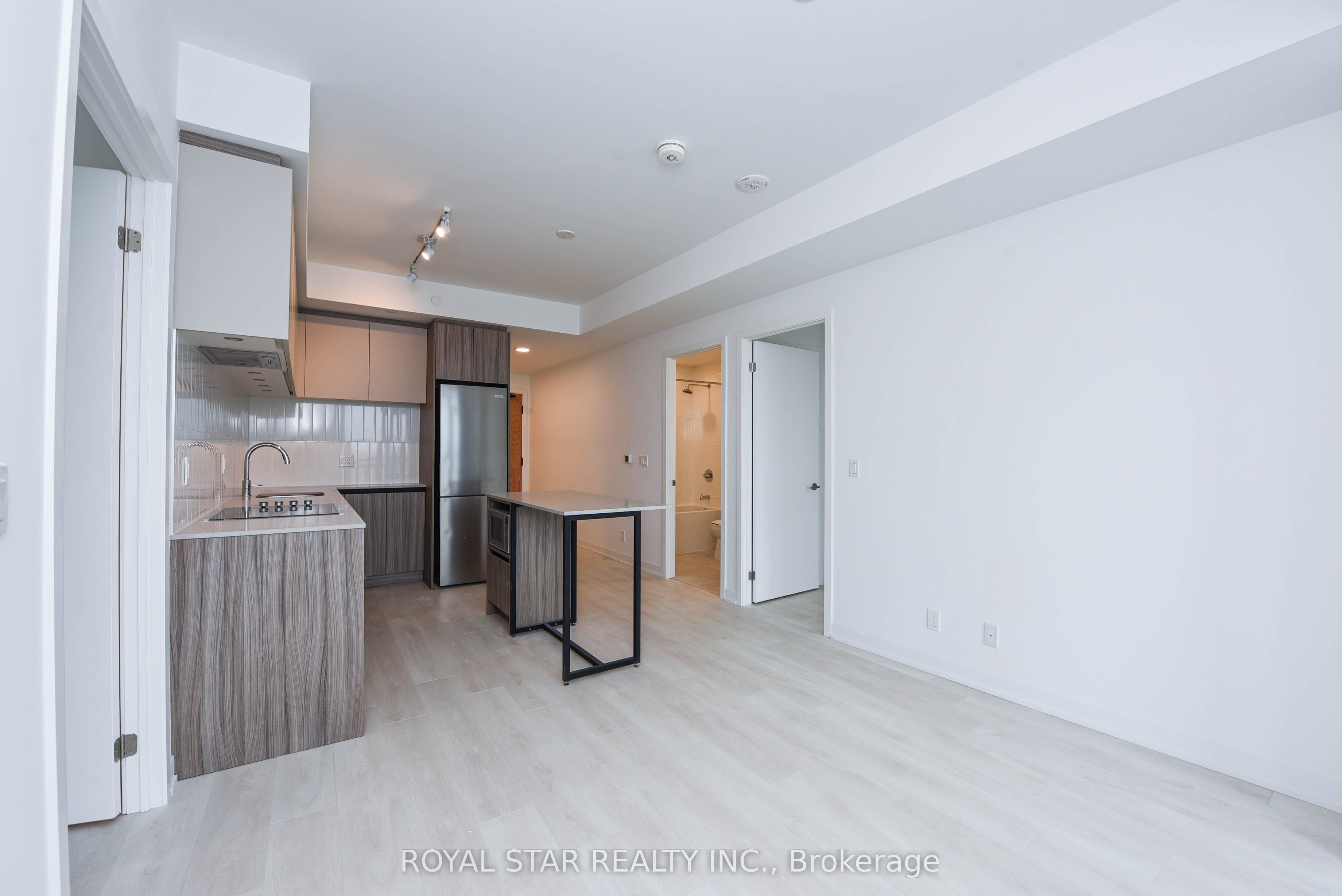 7950 Bathurst Street 1502 Property Photo 15