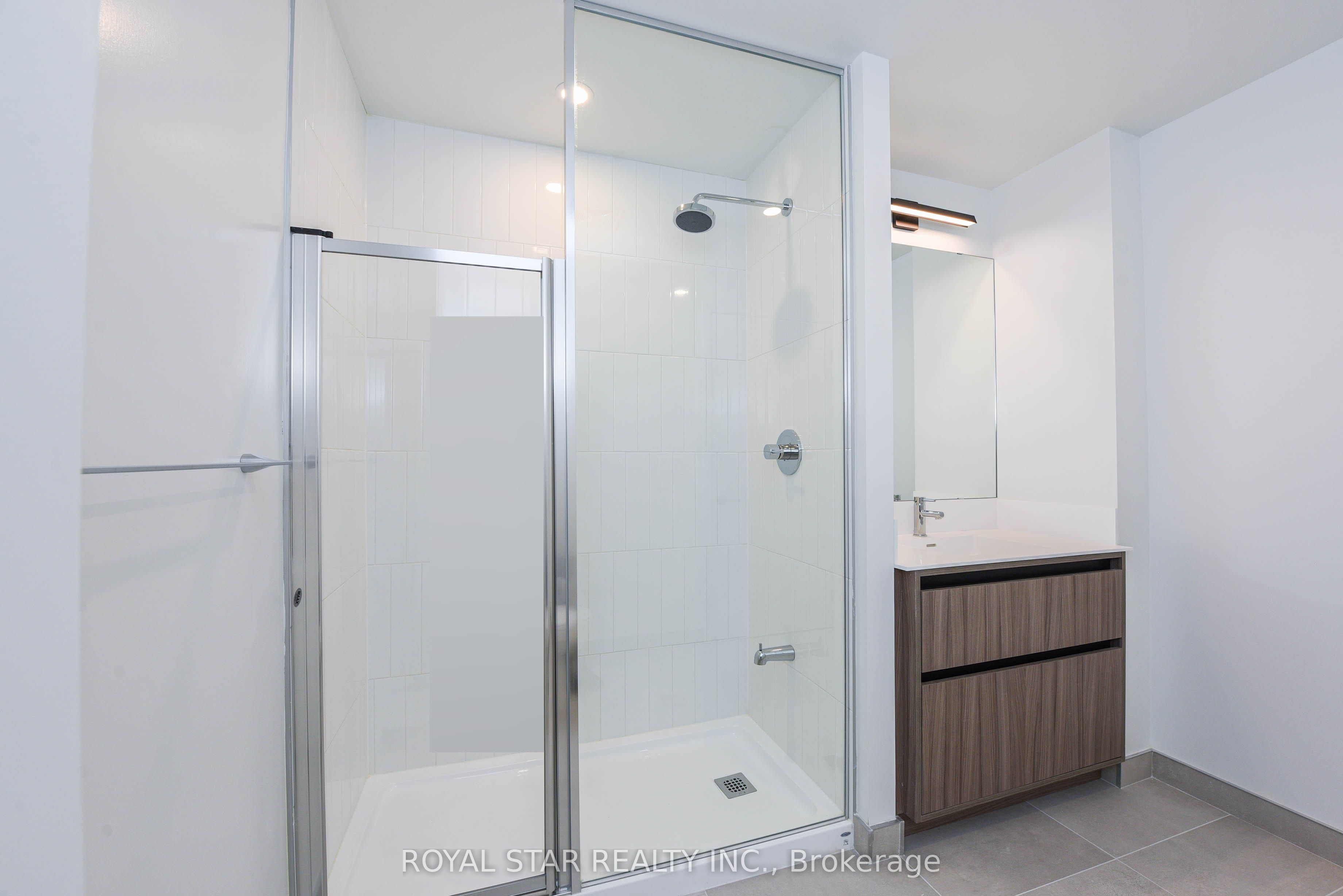 7950 Bathurst Street 1502 Property Photo 26