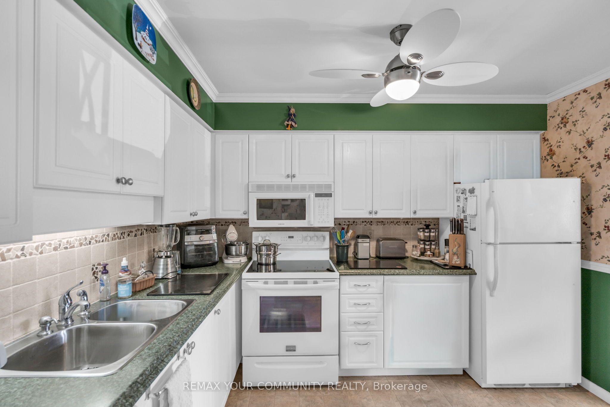 111 Grew Boulevard 210 Property Photo 26
