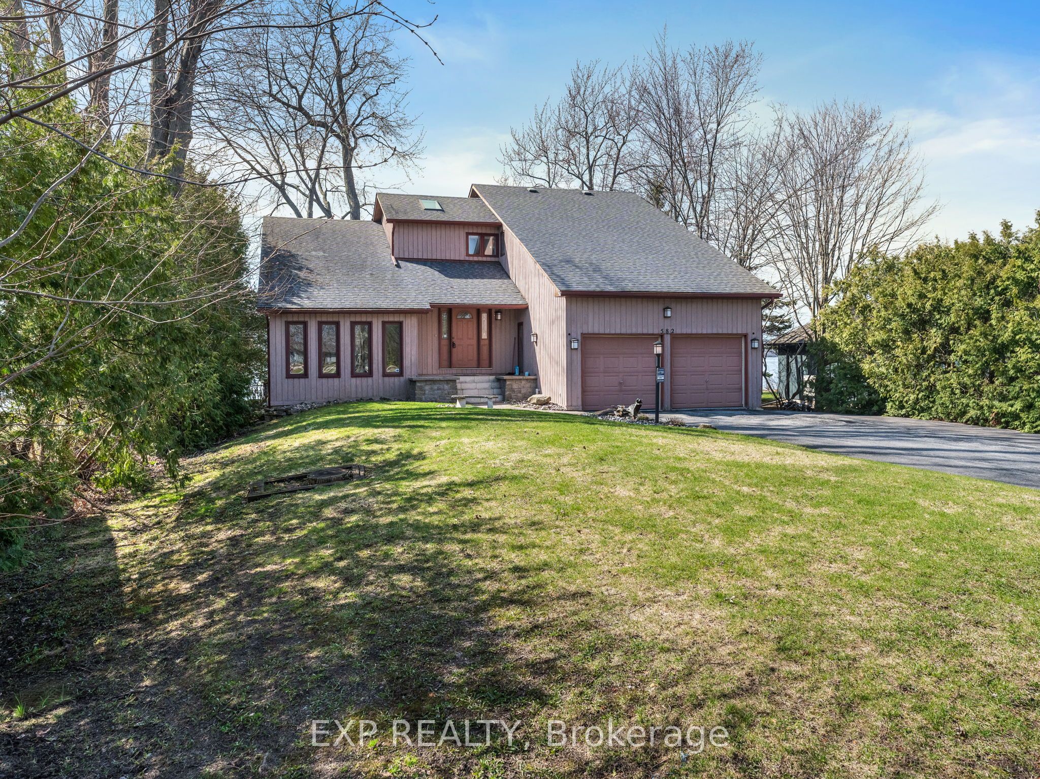 582 Duclos Point Road Property Photo 2