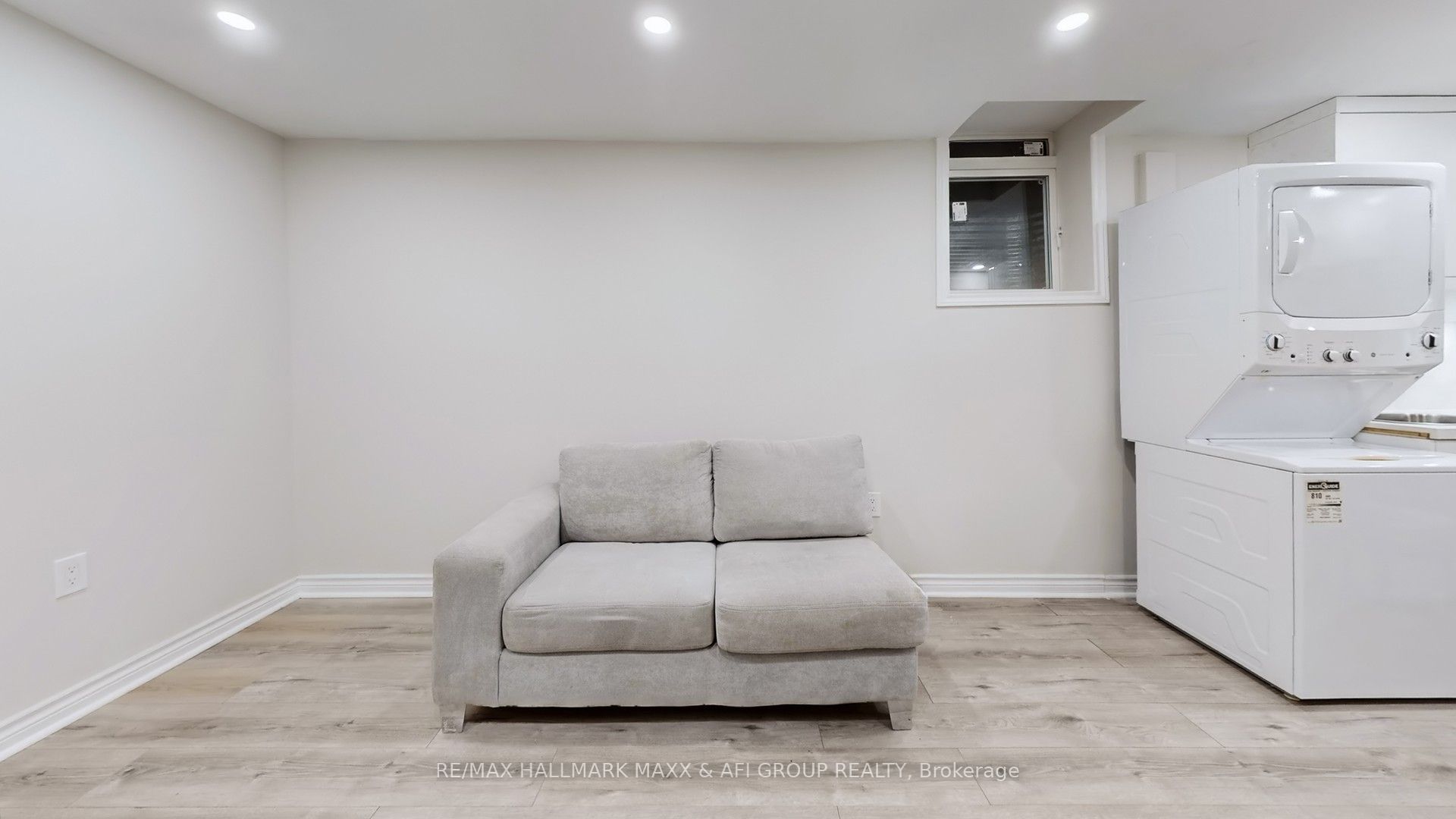719 Shanahan Boulevard Basement B Property Photo 7