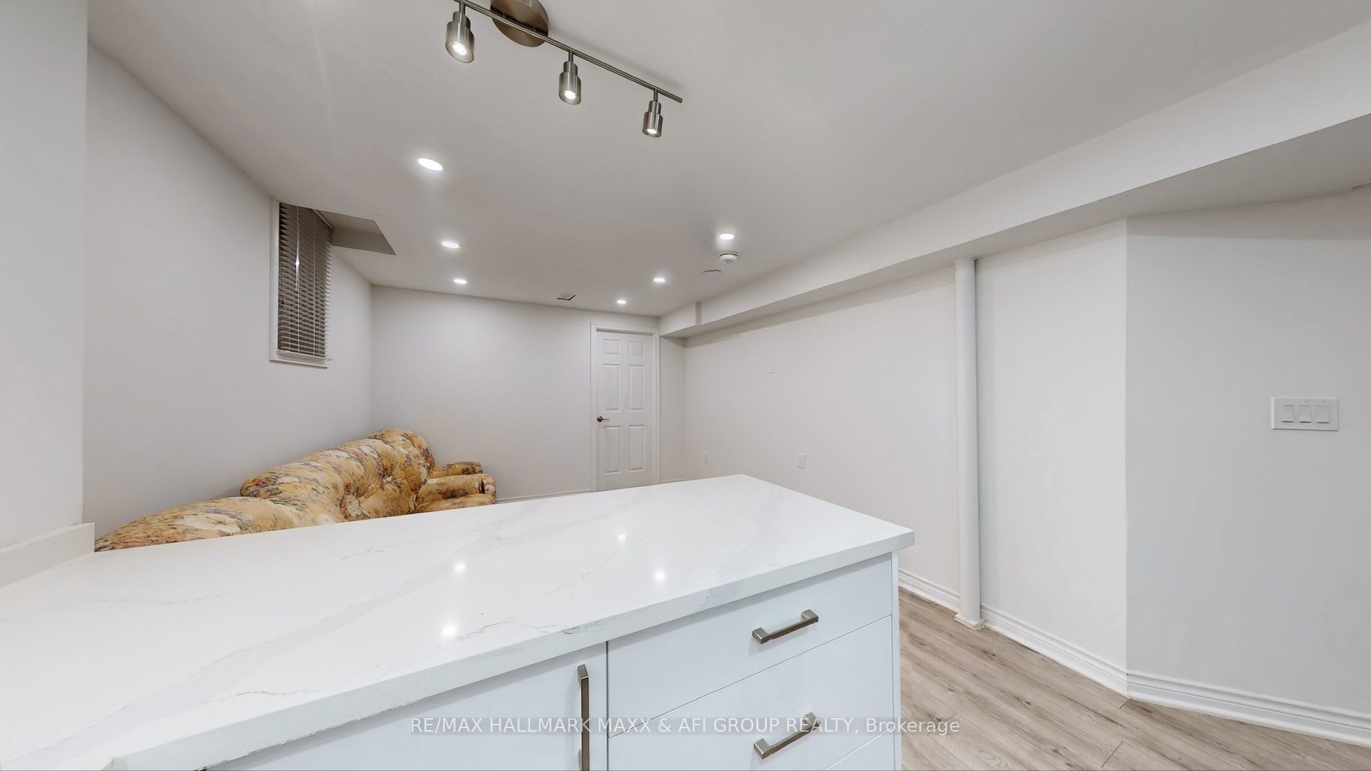719 Shanahan Boulevard Basement A Property Photo 9