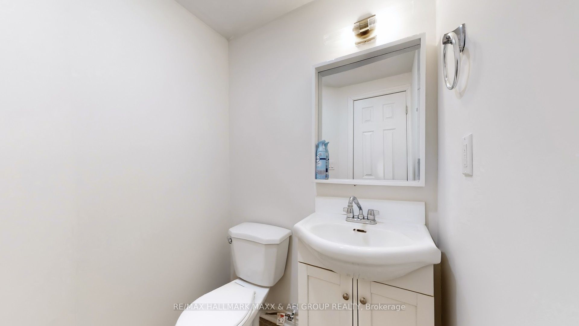 719 Shanahan Boulevard Basement A Property Photo 10