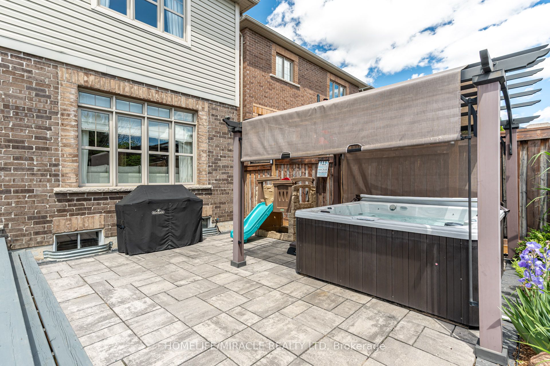 45 Burke Street Property Photo 43