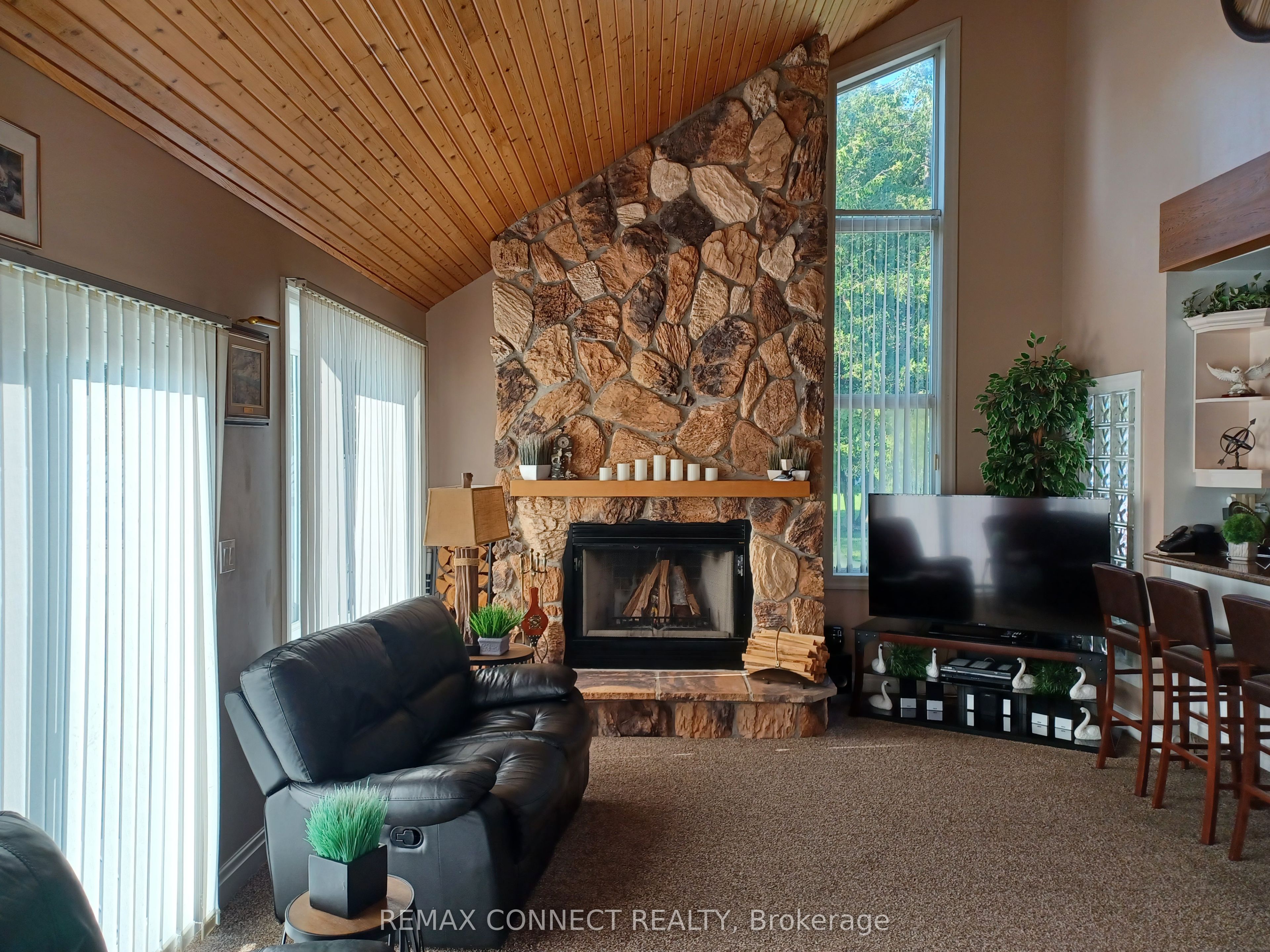 76 Blue Heron Drive Property Photo 11