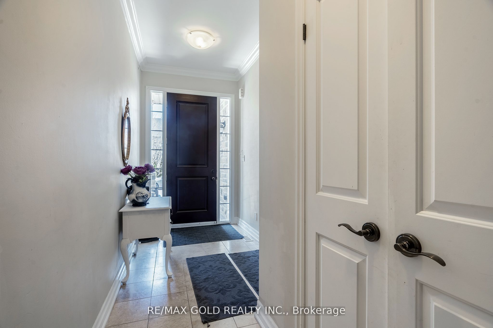 54 Robert Berry Crescent Property Photo 4