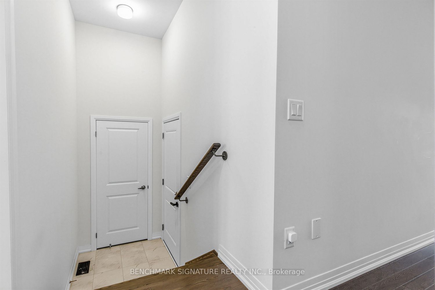 163 Tempel Street Property Photo 6