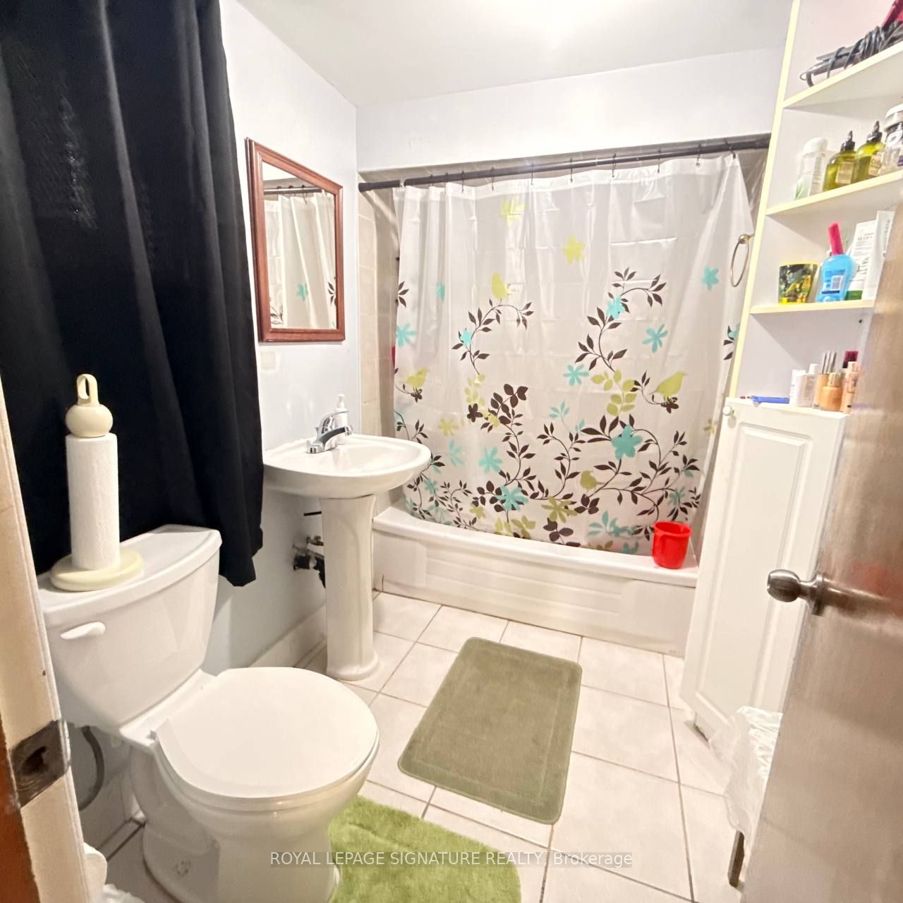 117 Romfield Circuit Property Photo 27