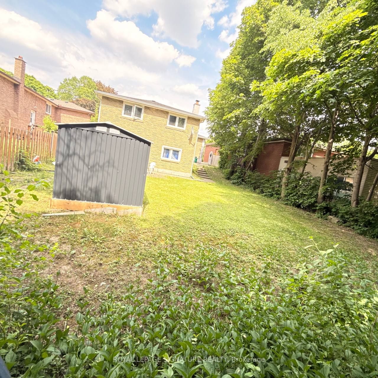 117 Romfield Circuit Property Photo 33