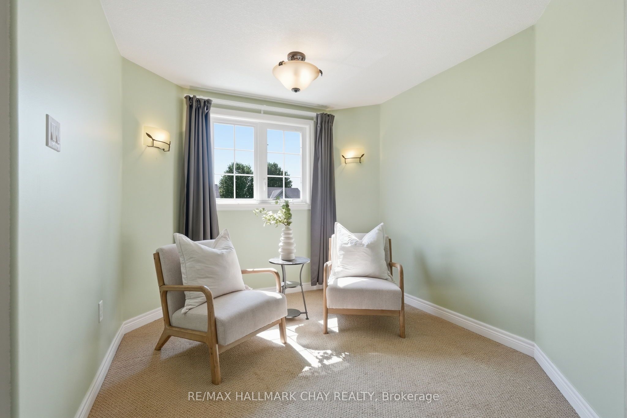 17 Armeda Clow Crescent Property Photo 24